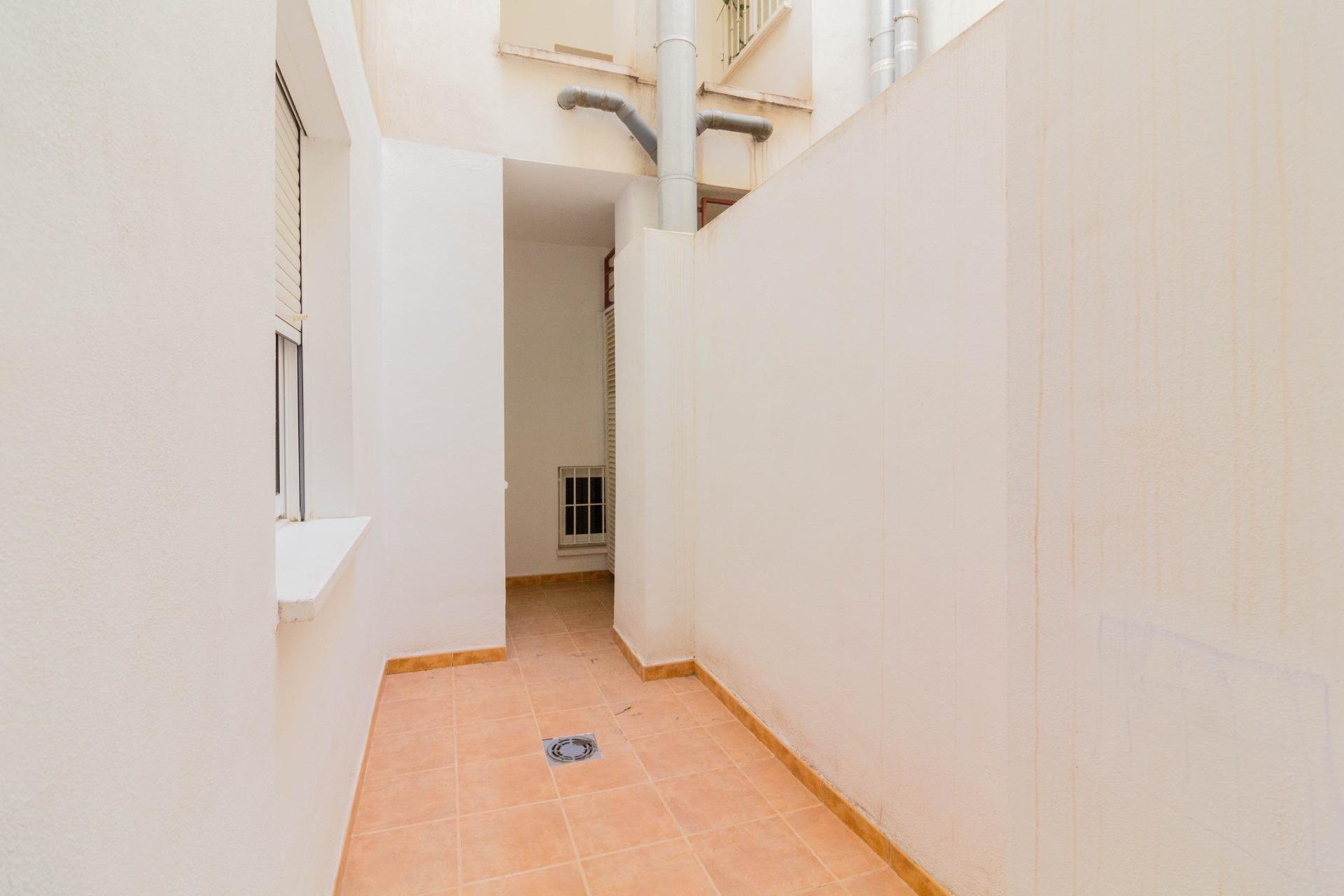 Reventa - Piso - Callosa de Segura - I.E.S. VEGA BAJA