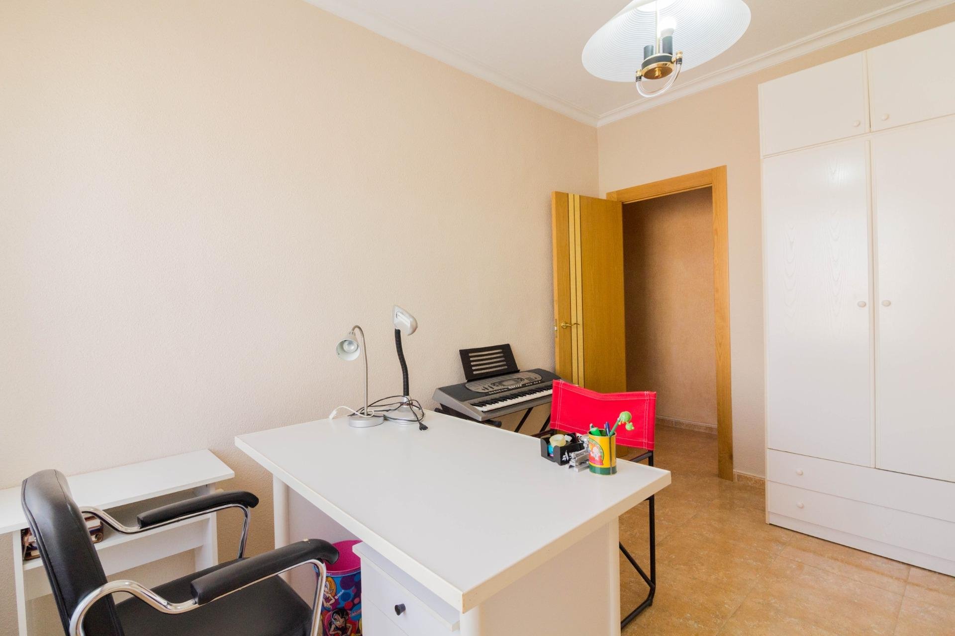 Reventa - Piso - Redován - CENTRO