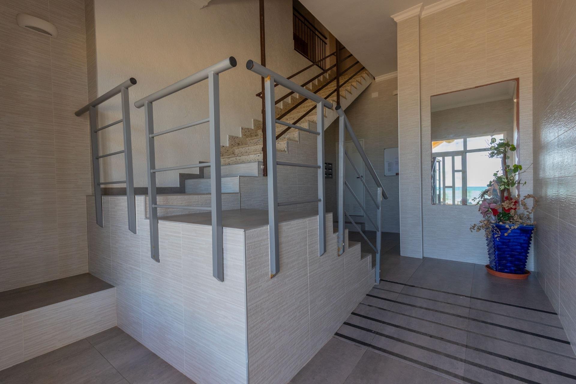 Reventa - Piso - Torrevieja - La Mata pueblo