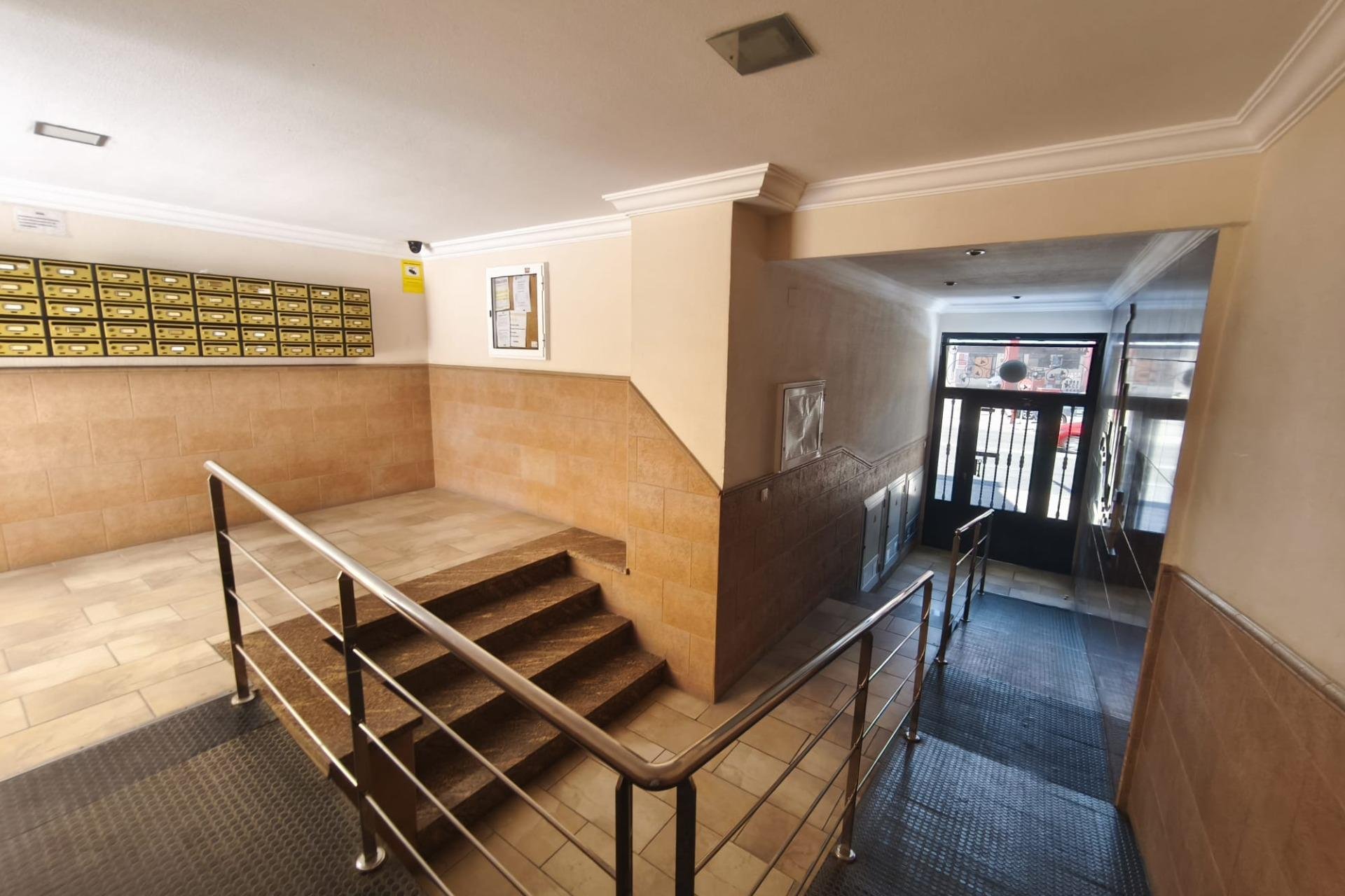 Reventa - Piso - Torrevieja - Puerto deportivo marina salinas