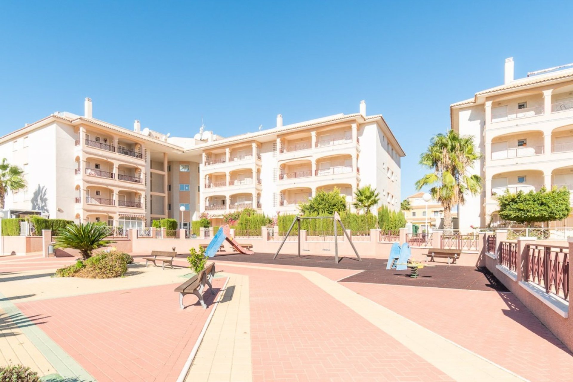 Reventa - Planta baja - Orihuela Costa - Playa Flamenca