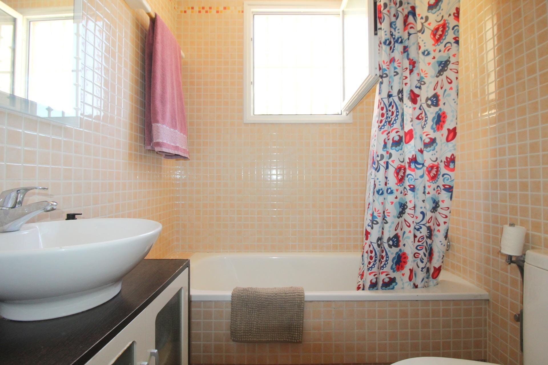 Reventa - Planta baja - Torrevieja - Aguas nuevas 1