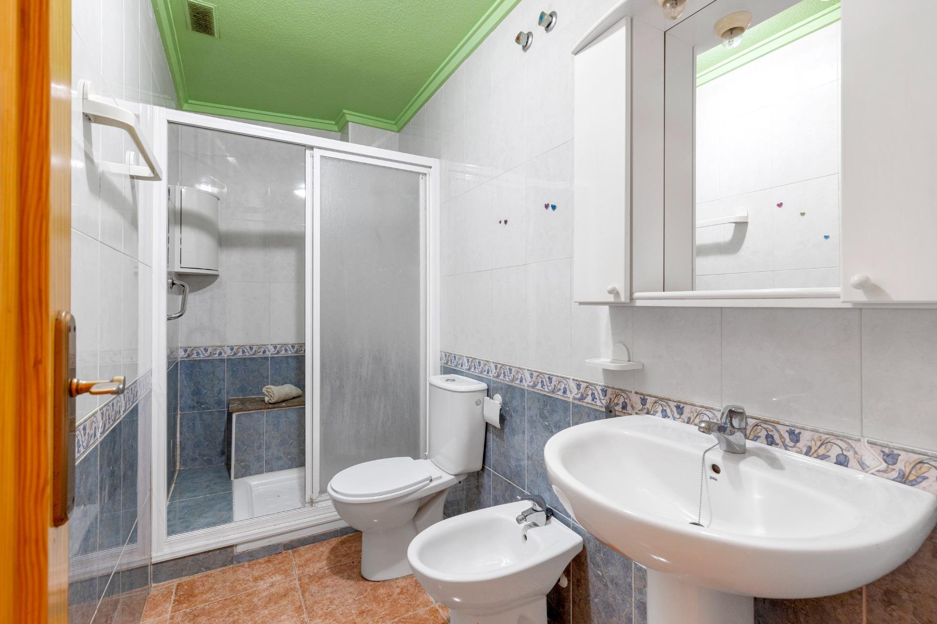 Reventa - Planta baja - Torrevieja - Estacion de autobuses