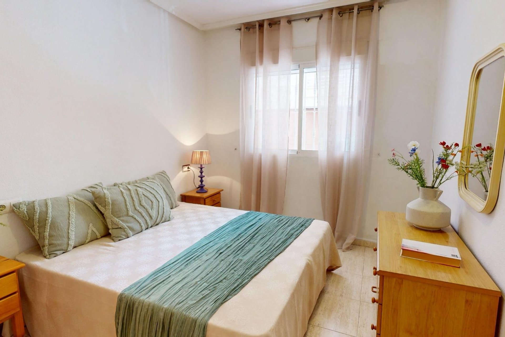 Reventa - Planta baja - Torrevieja - Estacion de autobuses