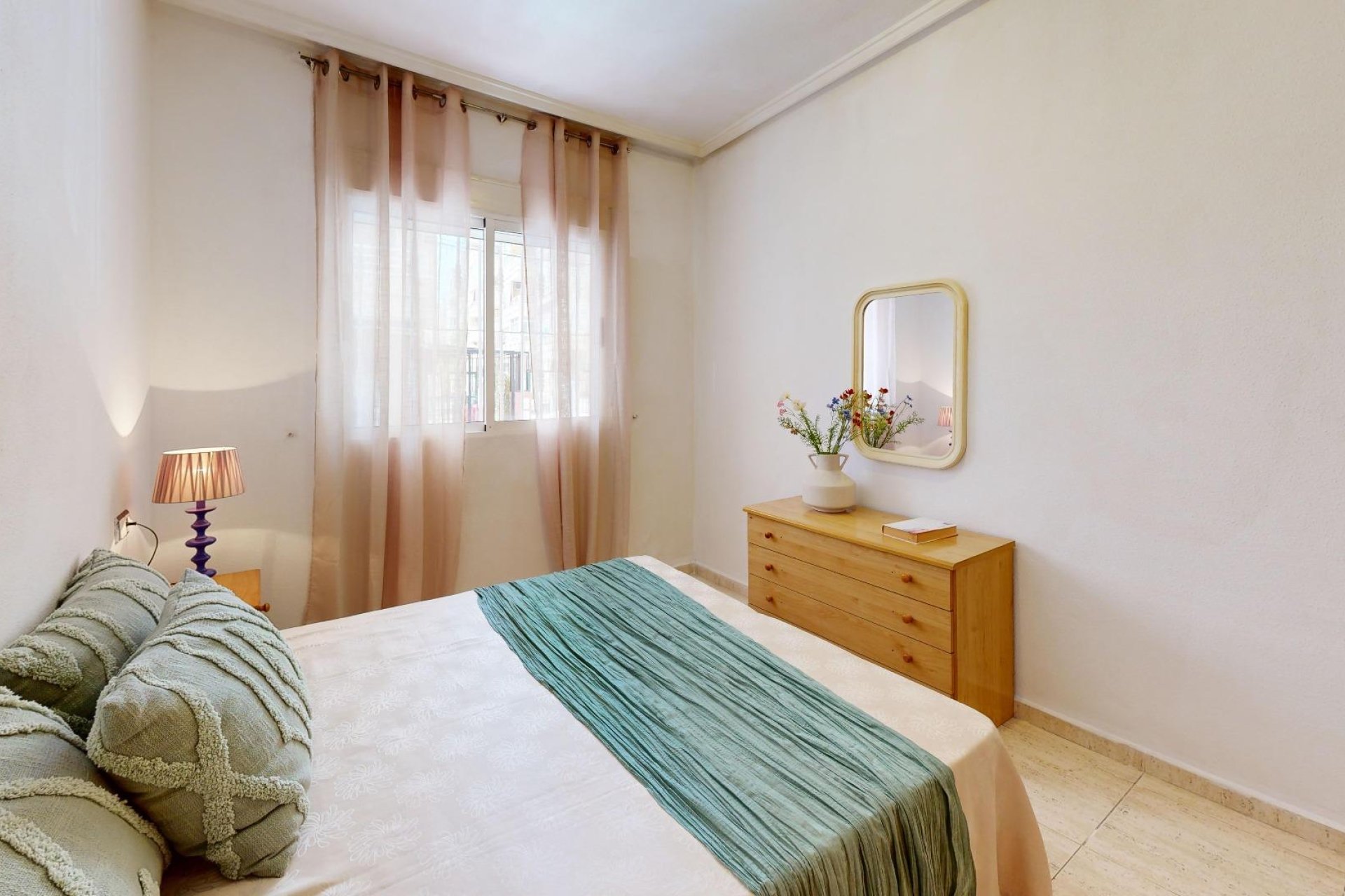 Reventa - Planta baja - Torrevieja - Estacion de autobuses