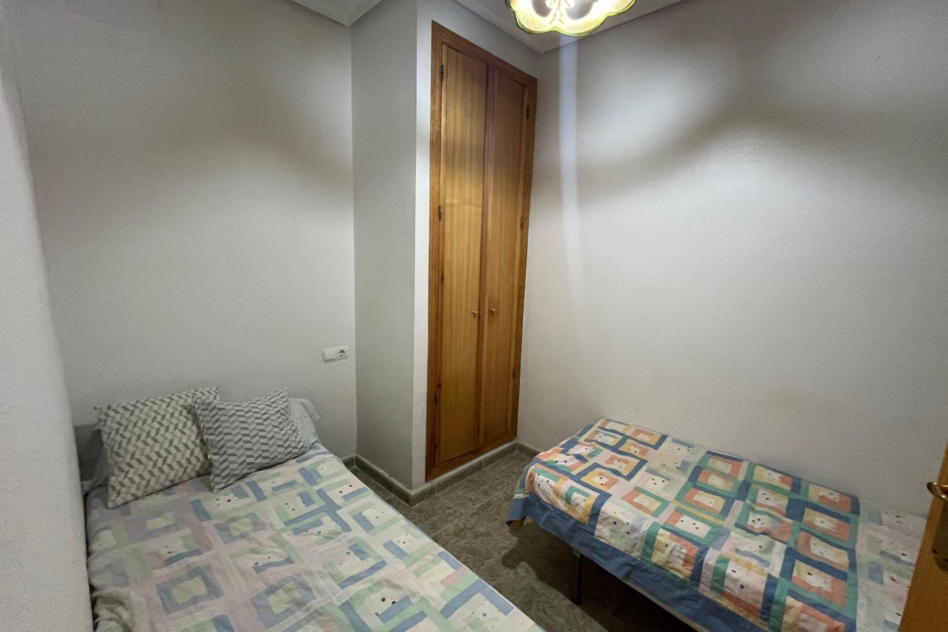 Reventa - Planta baja - Torrevieja - La Mata