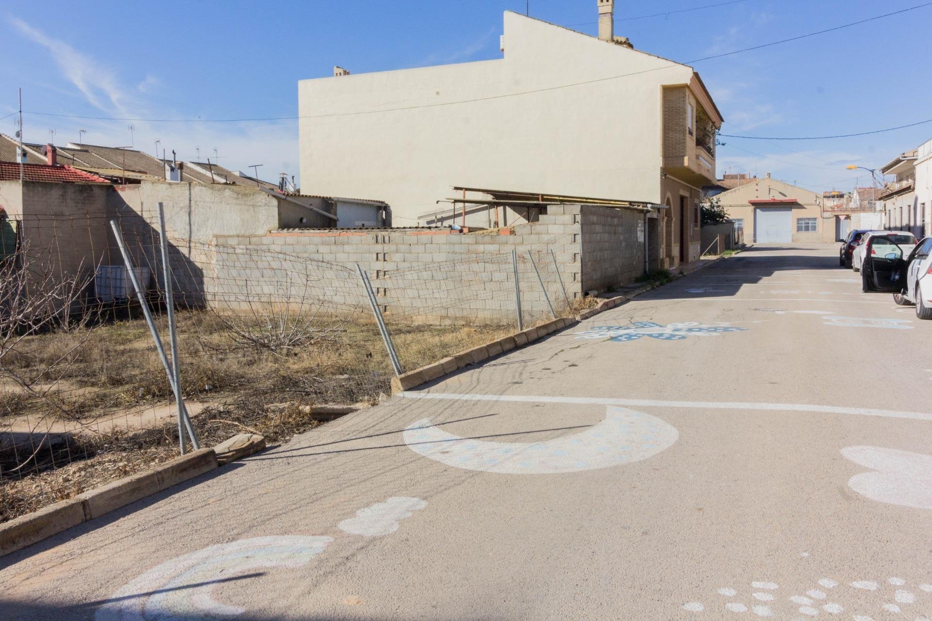 Reventa - Terreno urbano - Orihuela - Molins-Campaneta-San Bartolomé