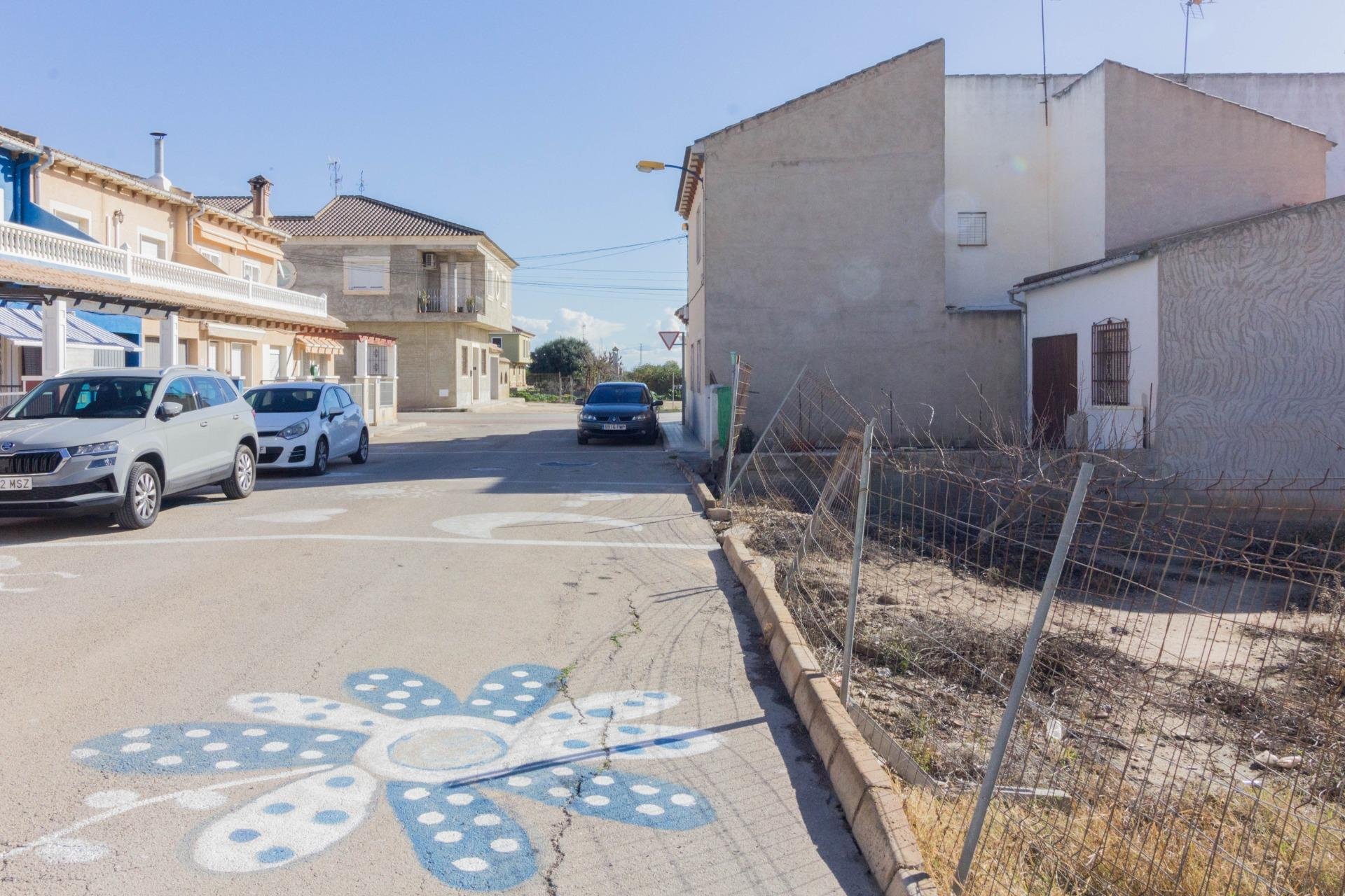 Reventa - Terreno urbano - Orihuela - Molins-Campaneta-San Bartolomé