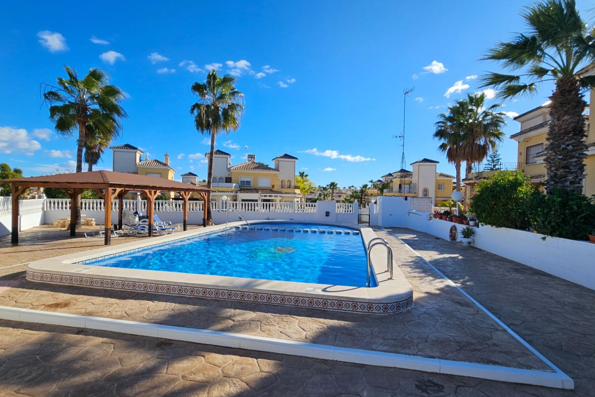 Reventa - Villa - Algorfa - RESIDENCIAL MIRA GOLF