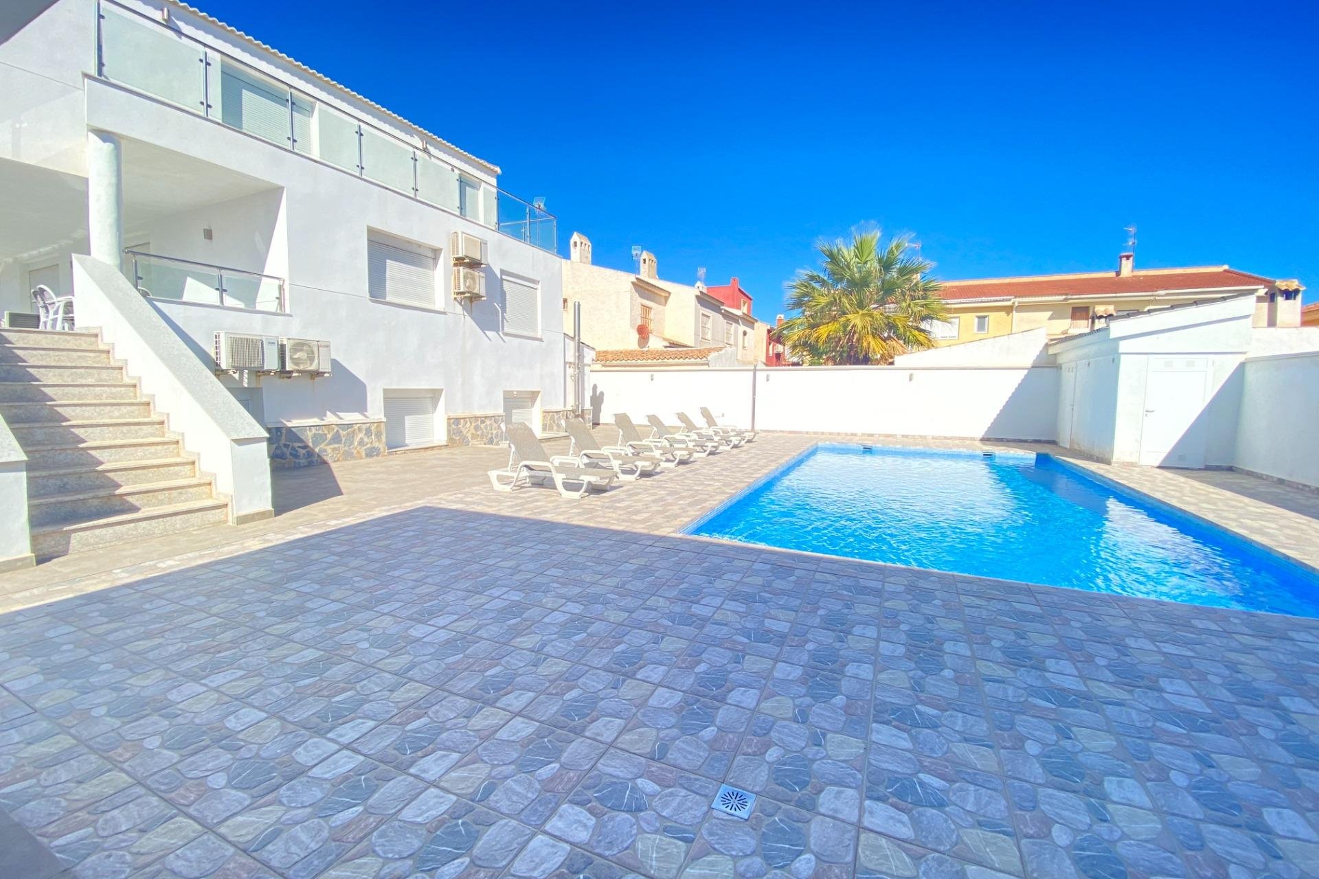 Reventa - Villa de Lujo - Torrevieja - Aldea del mar