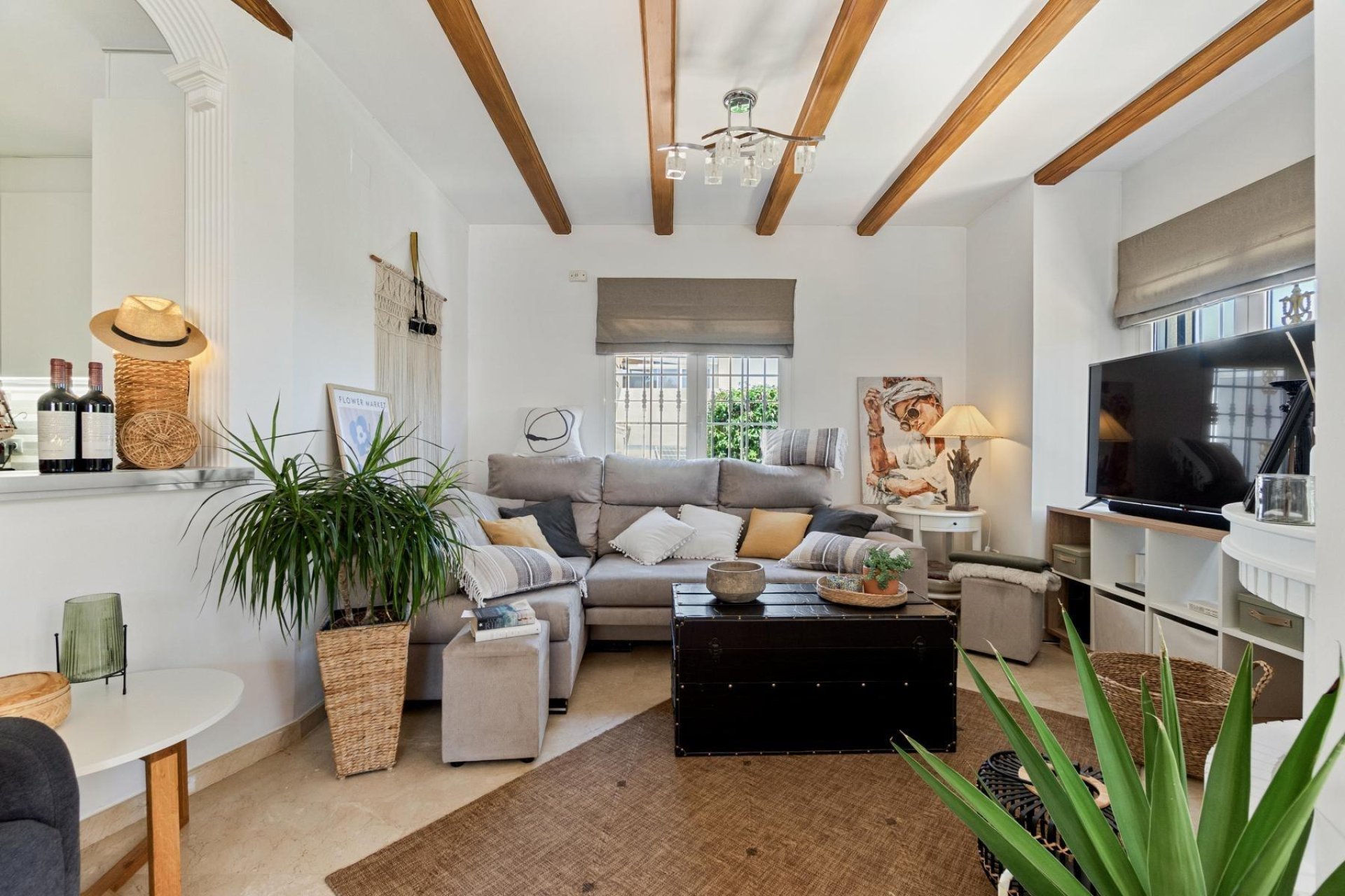 Reventa - Villa - San Miguel de Salinas - Ciudad de las comunicaciones