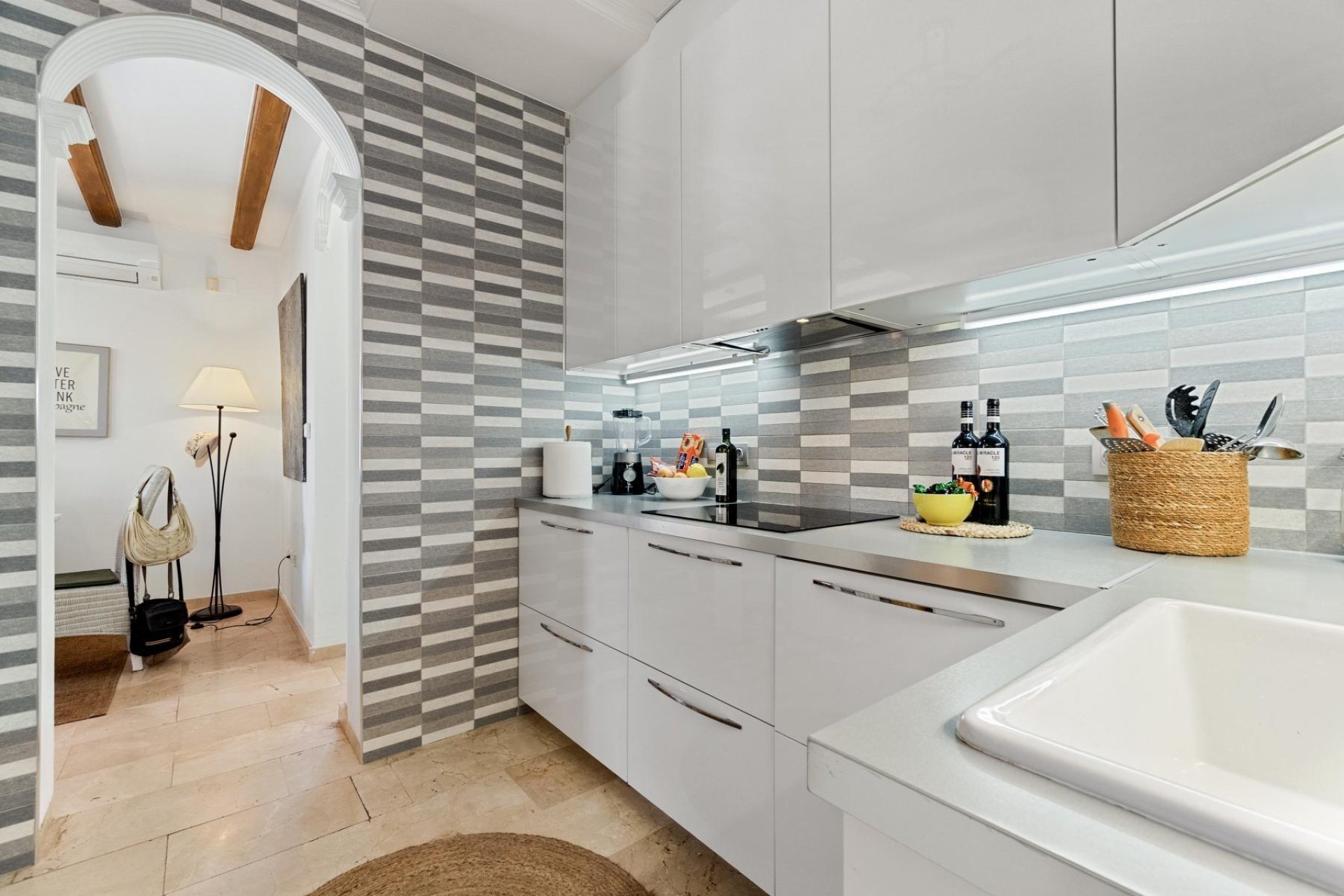 Reventa - Villa - San Miguel de Salinas - Ciudad de las comunicaciones