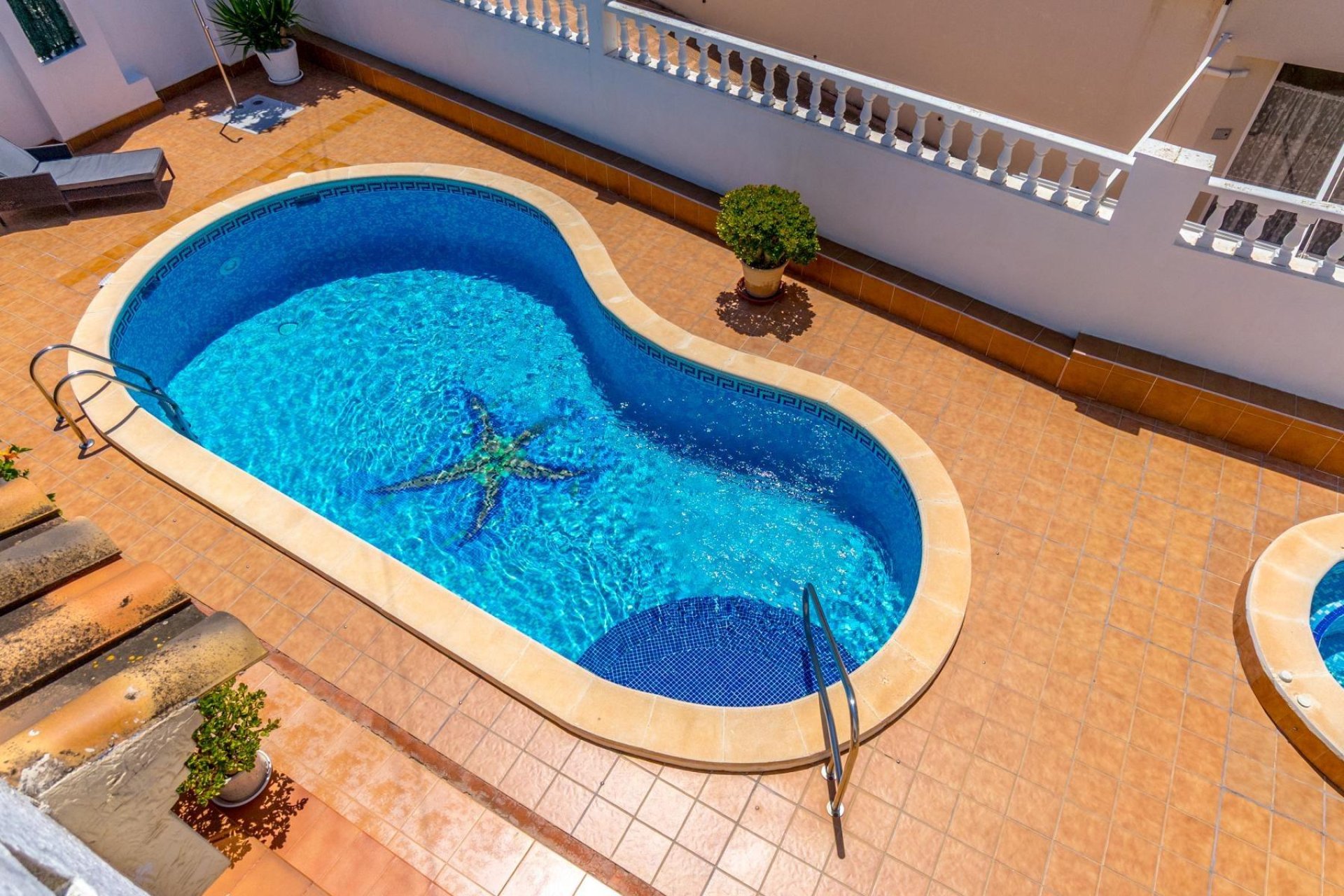 Reventa - Villa - San Miguel de Salinas - Ciudad de las comunicaciones