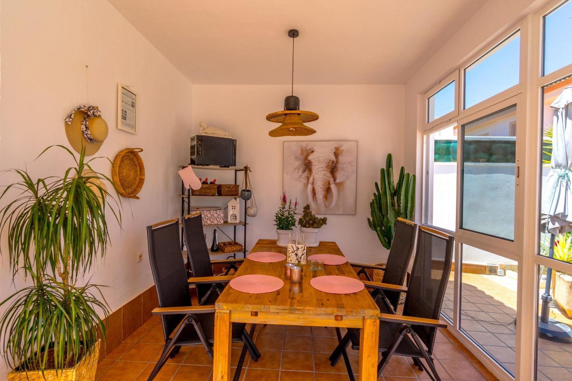 Reventa - Villa - San Miguel de Salinas - Ciudad de las comunicaciones