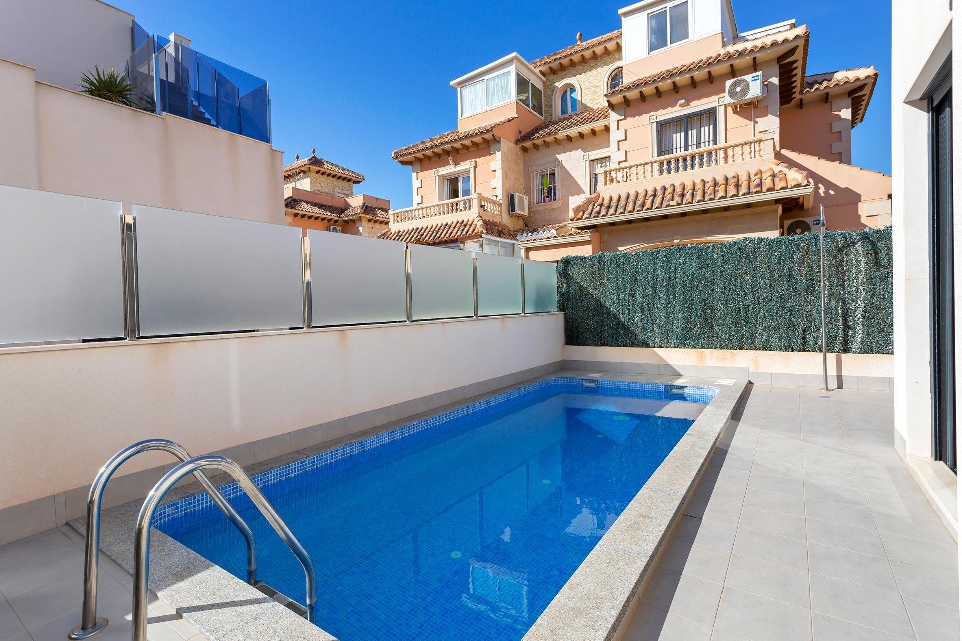 Reventa - Villa - Torrevieja - Sector 25