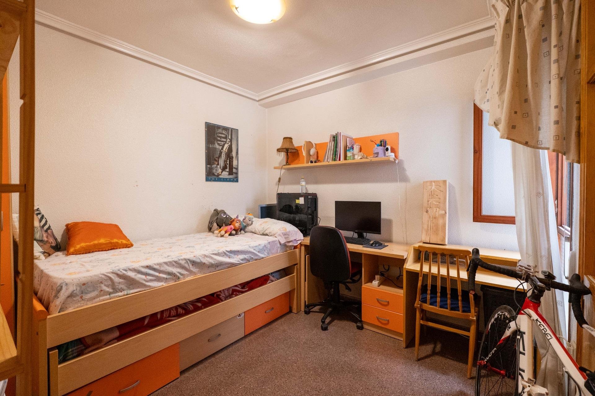 Revente - Apartamento - Elche - Plaza Crevillente-Juzgados