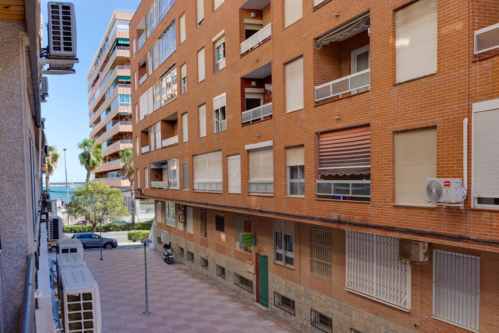 Revente - Apartamento - Torrevieja - Acequion