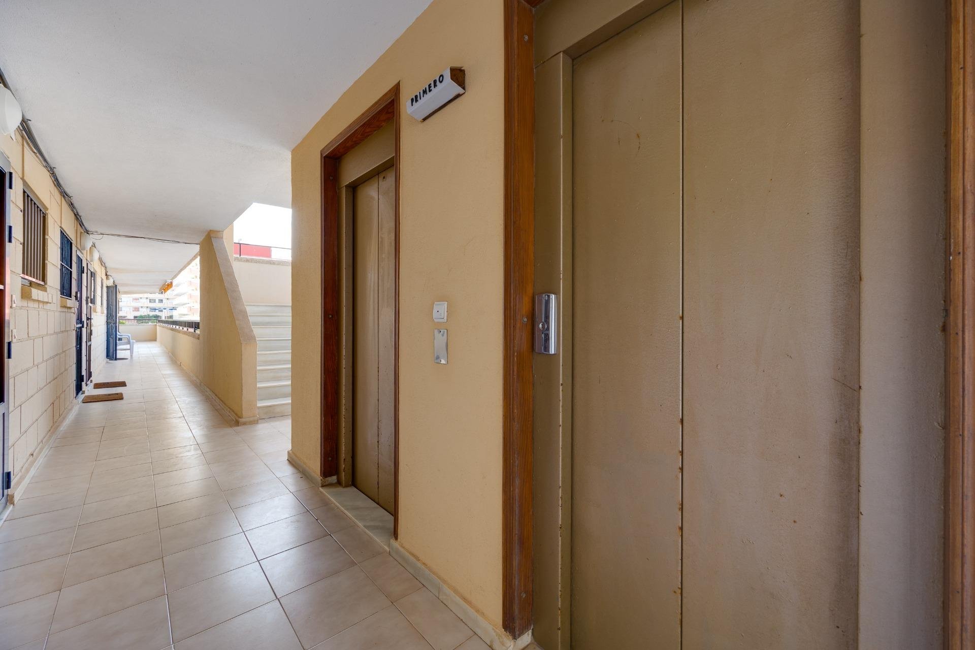 Revente - Apartamento - Torrevieja - Cabo cervera