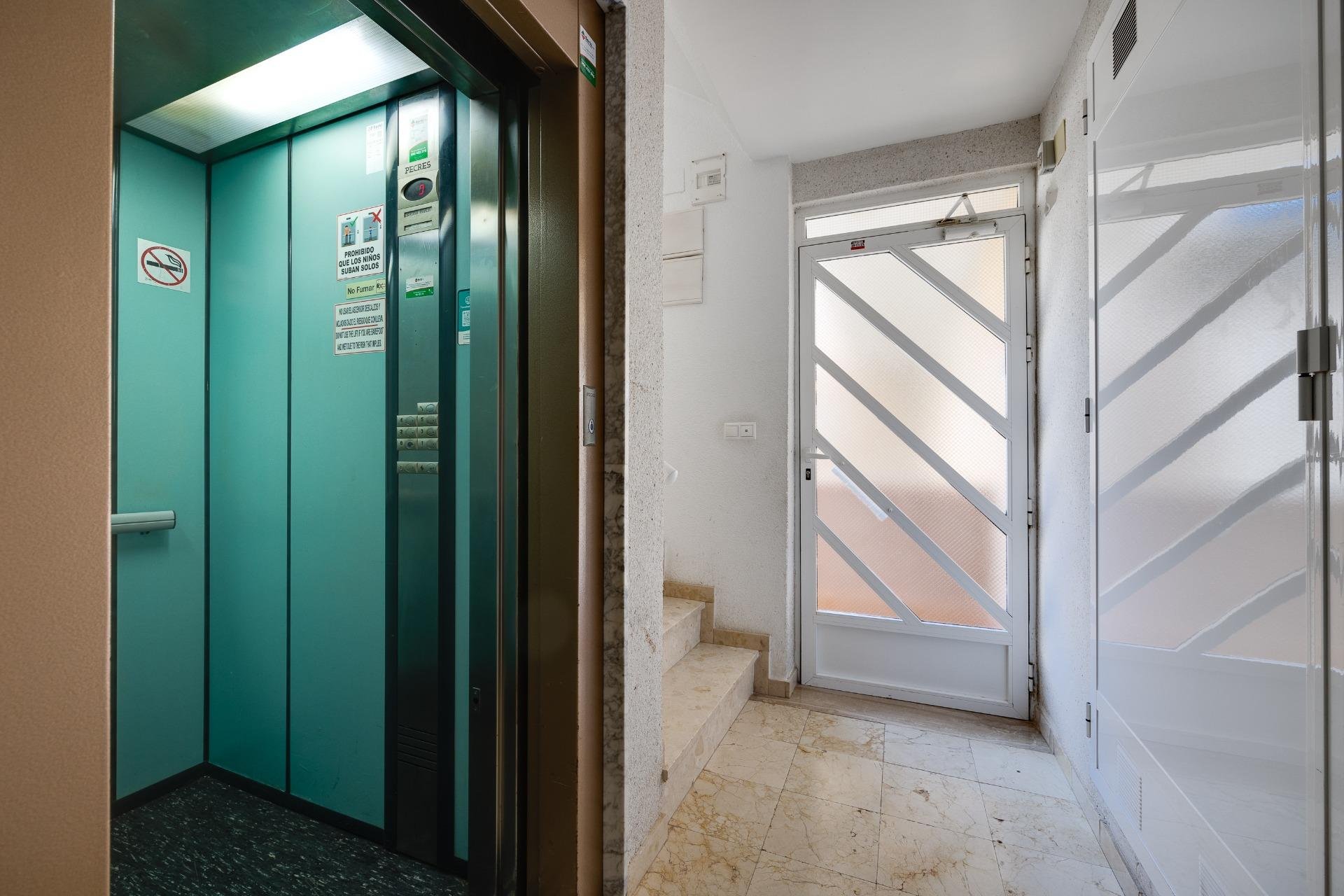 Revente - Apartamento - Torrevieja - Calas blanca