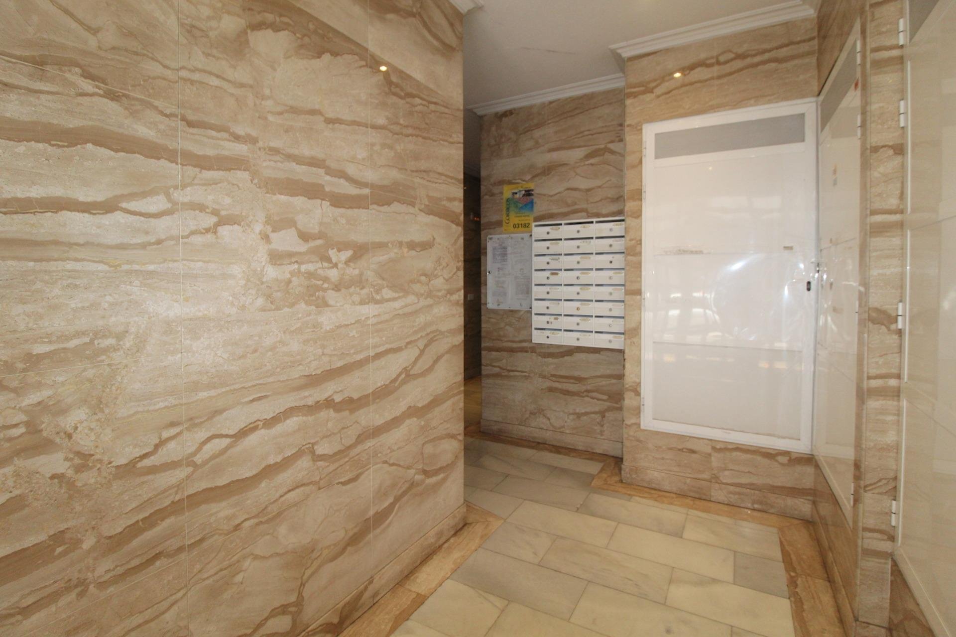 Revente - Apartamento - Torrevieja - Centro