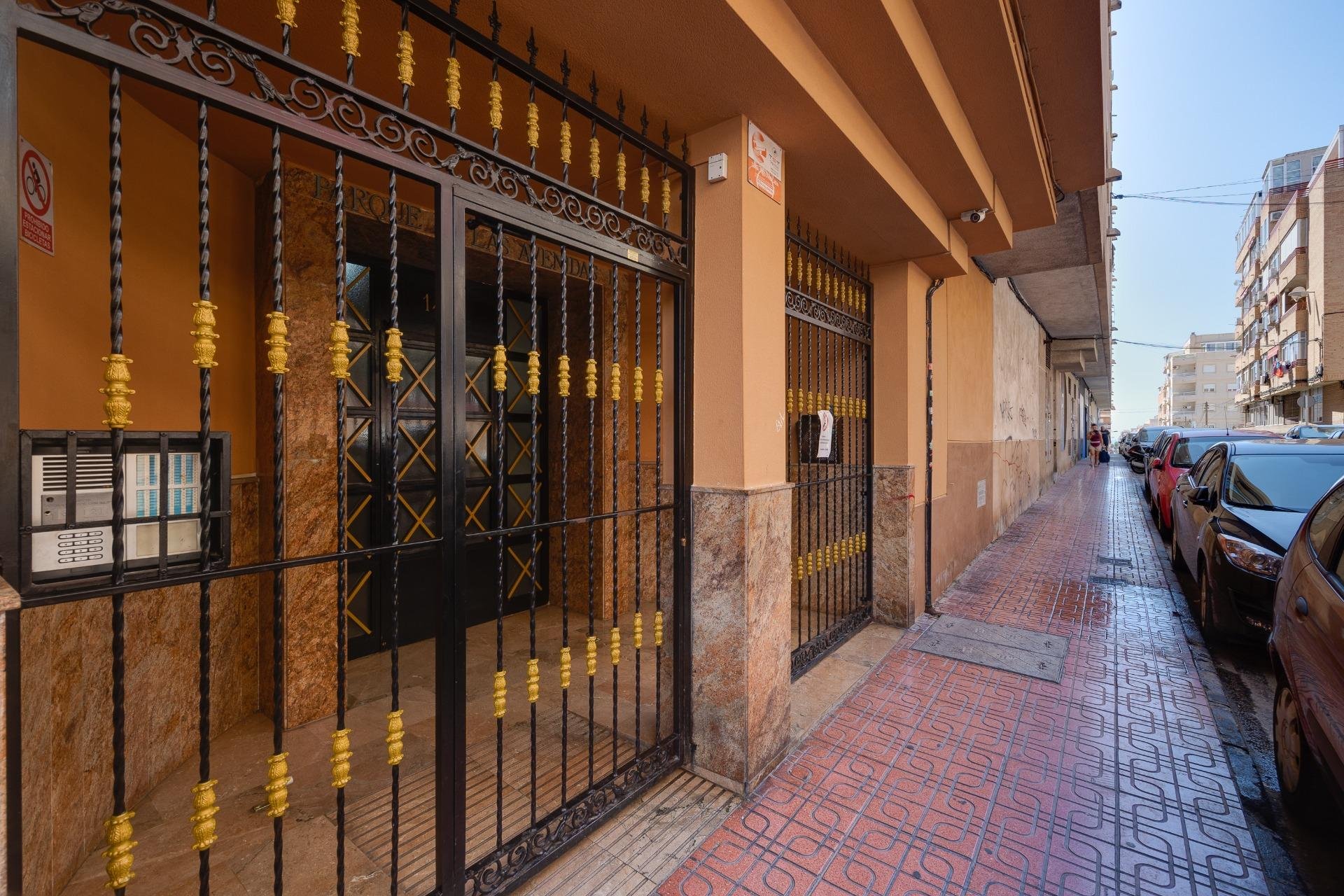 Revente - Apartamento - Torrevieja - El molino