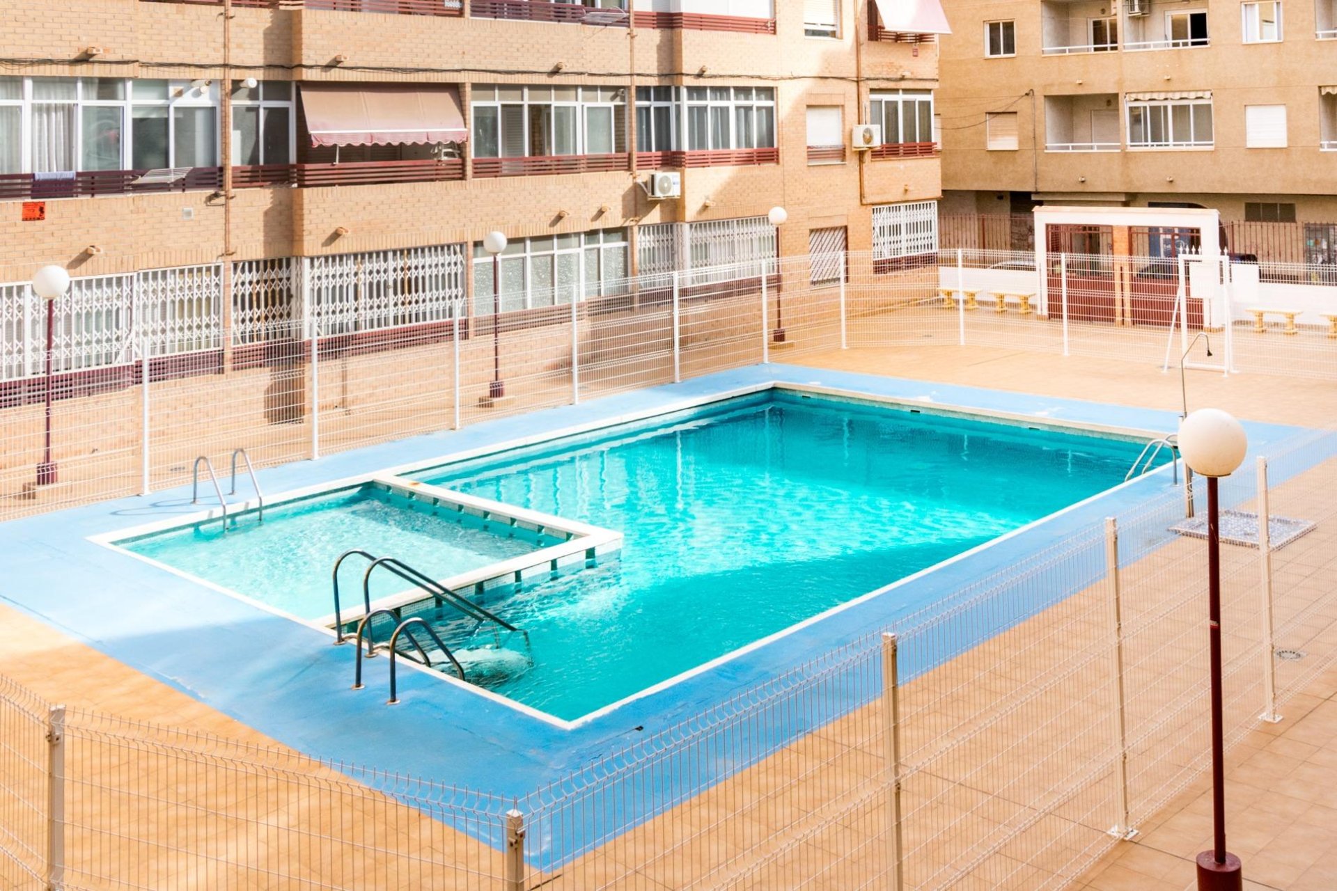 Revente - Apartamento - Torrevieja - El molino