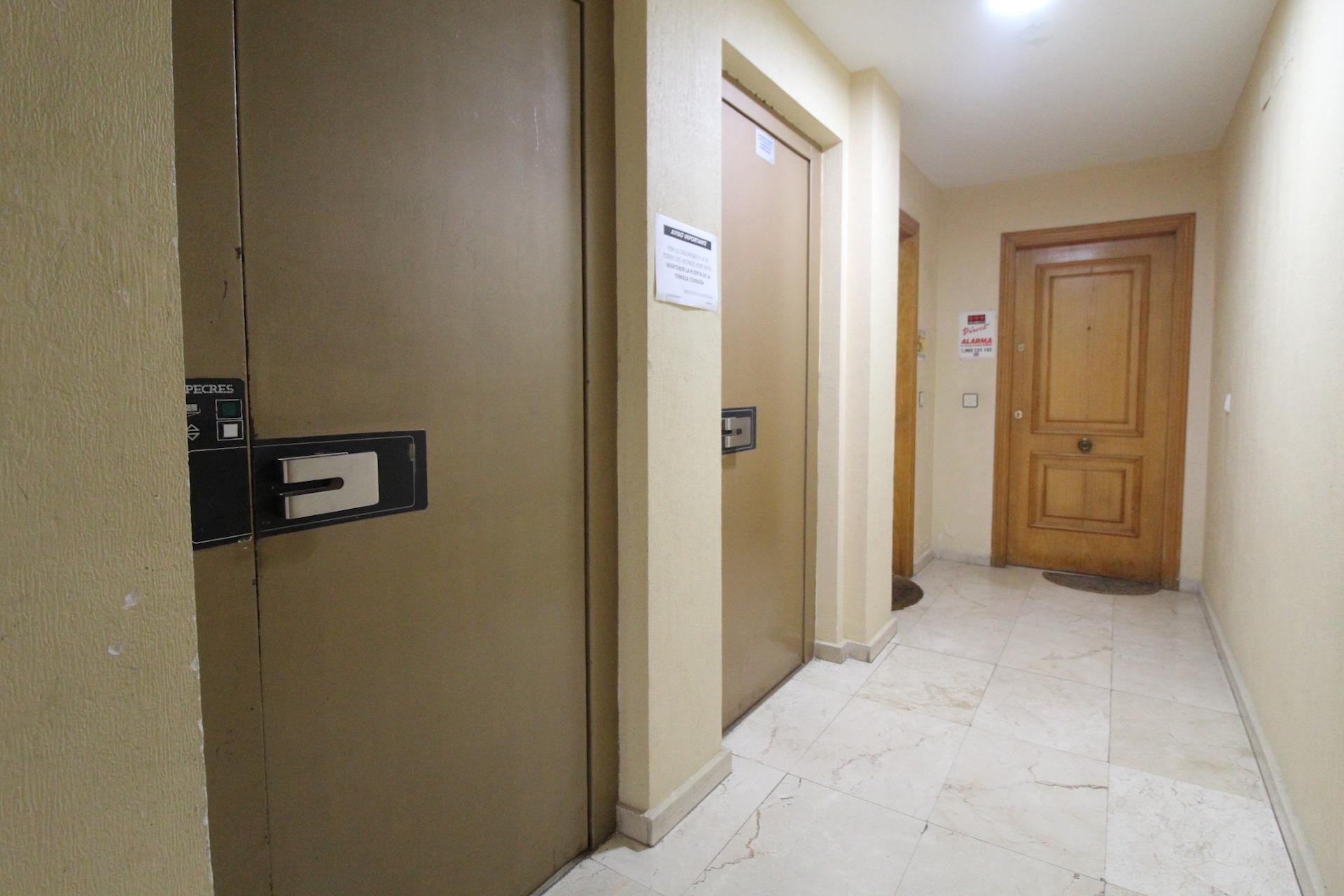 Revente - Apartamento - Torrevieja - Playa de los Locos