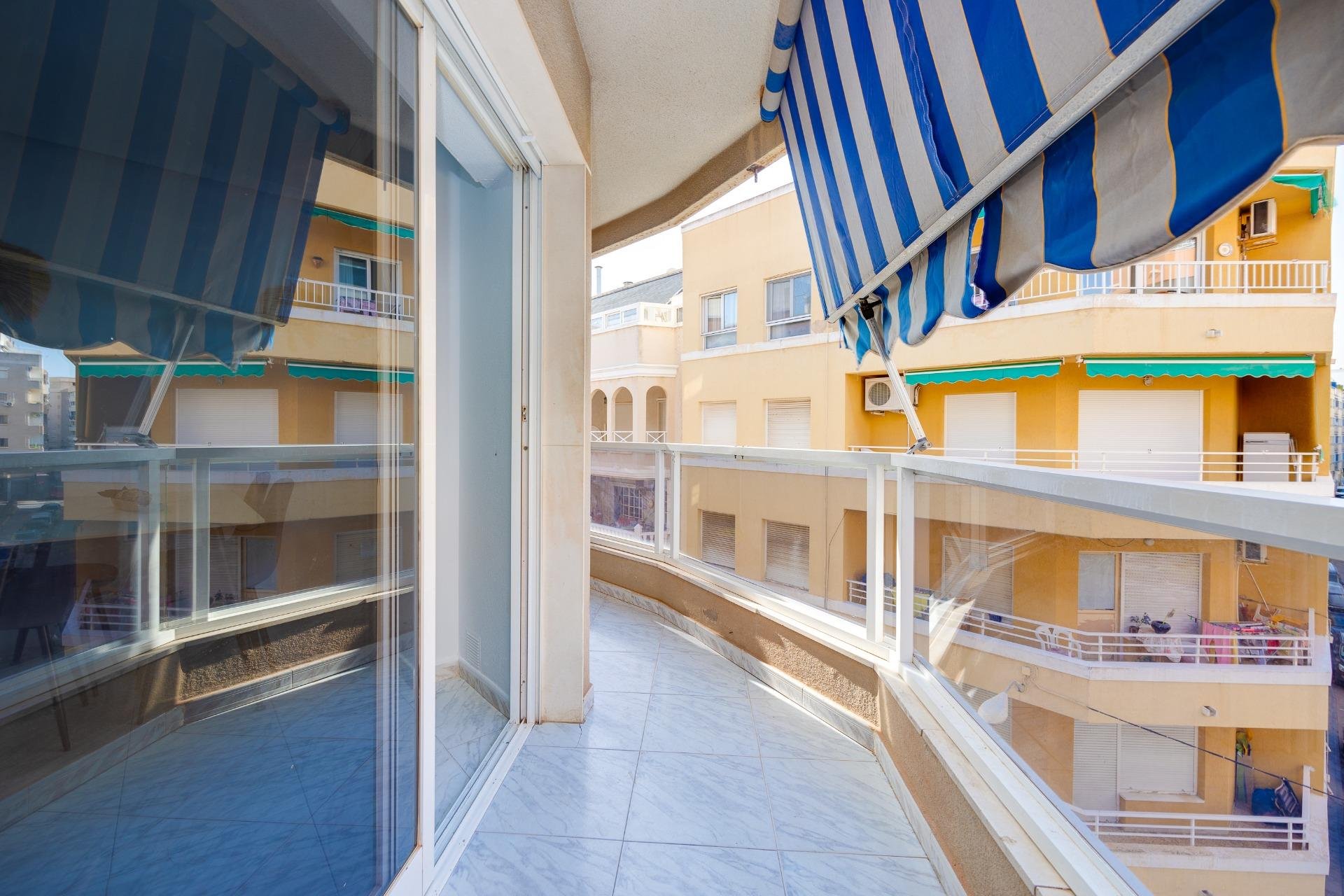 Revente - Apartamento - Torrevieja - Playa de los Locos