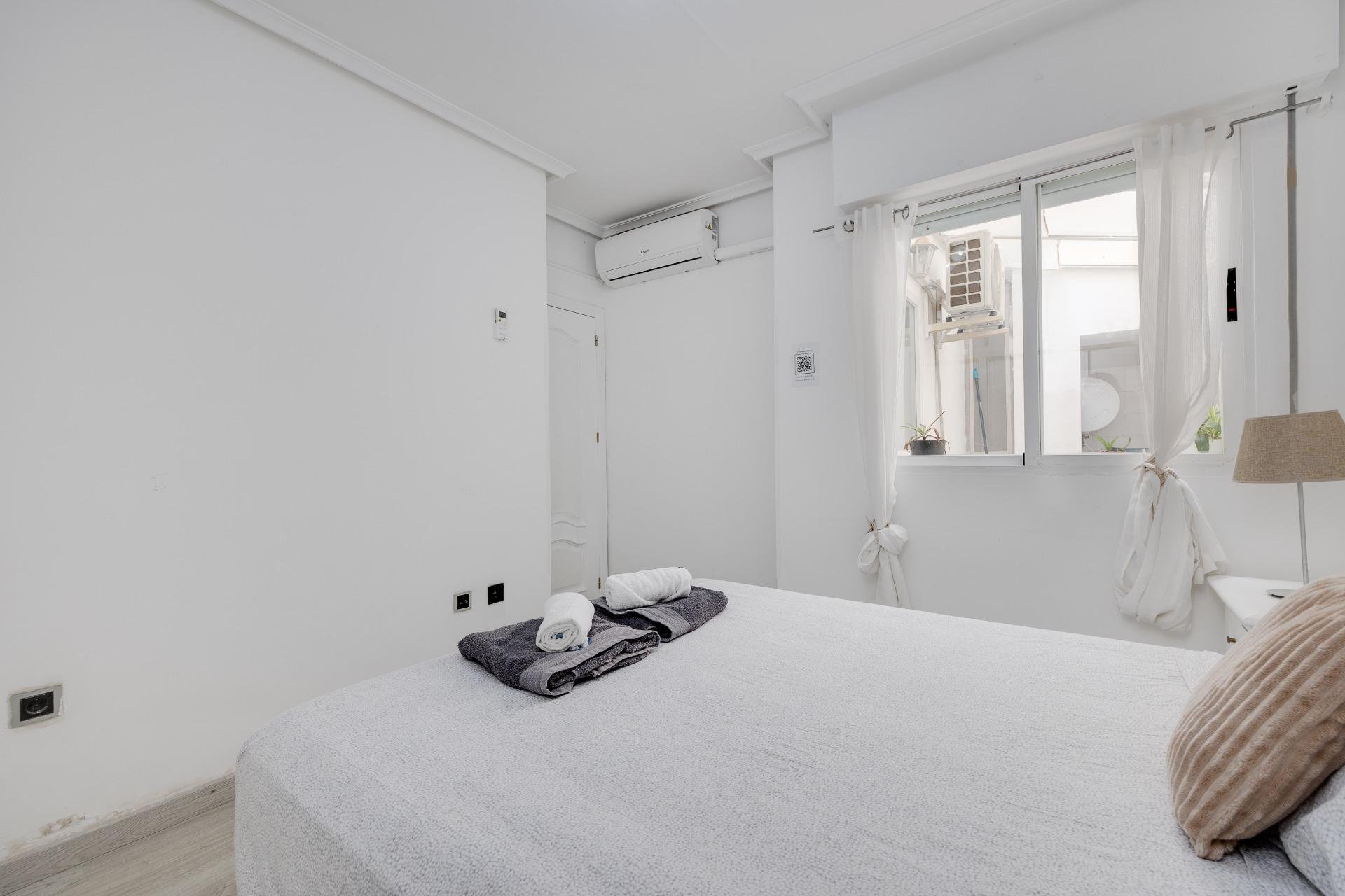 Revente - Apartamento - Torrevieja - Playa de los Locos