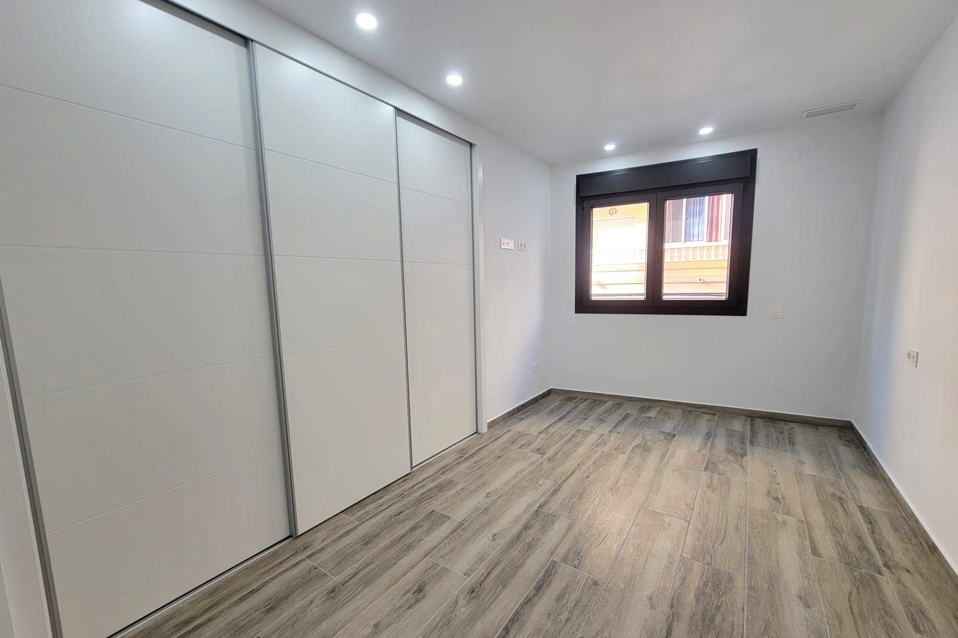 Revente - Apartamento - Torrevieja - Playa del Cura