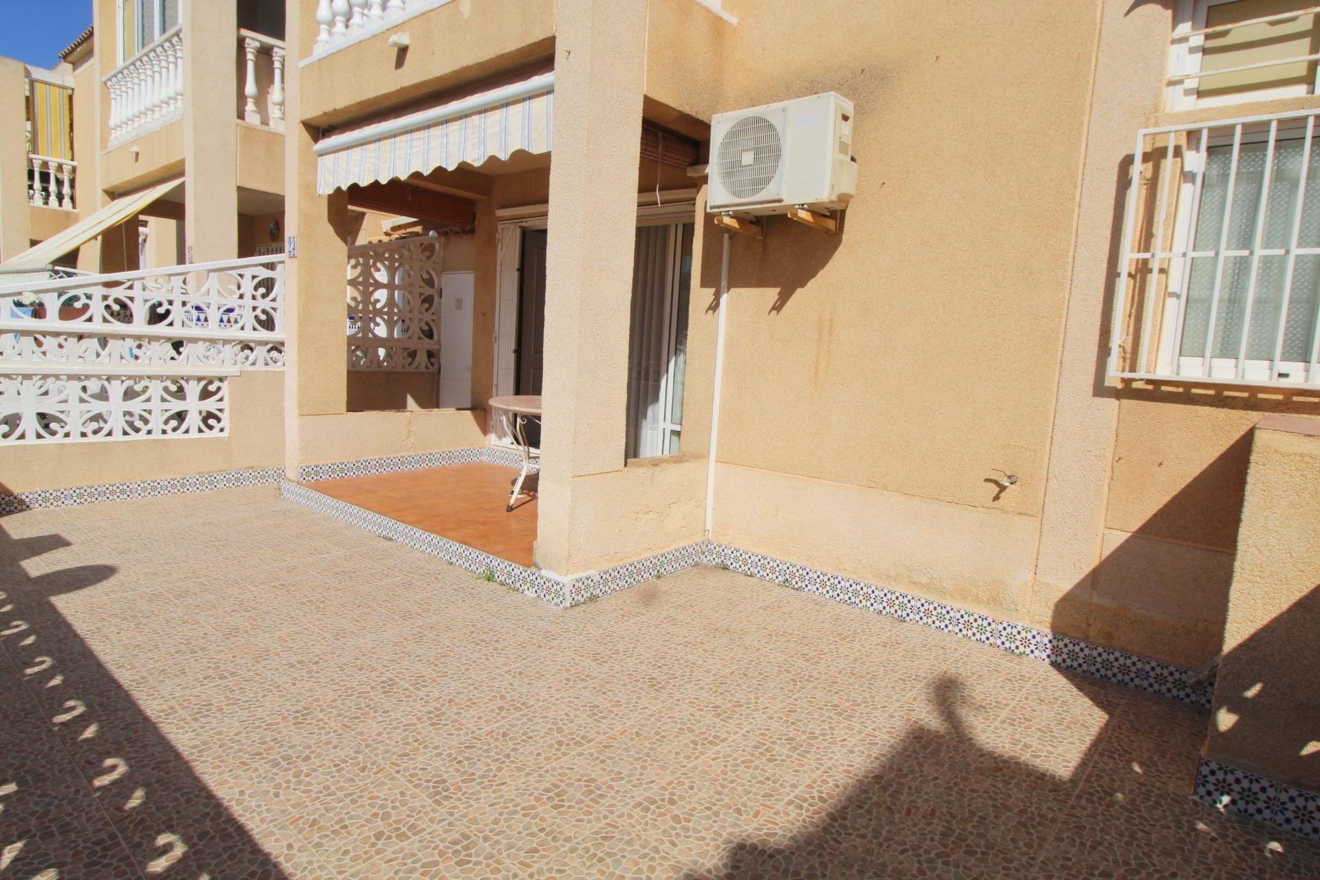 Revente - Bungalow Planta Baja - Torrevieja - Aguas Nuevas