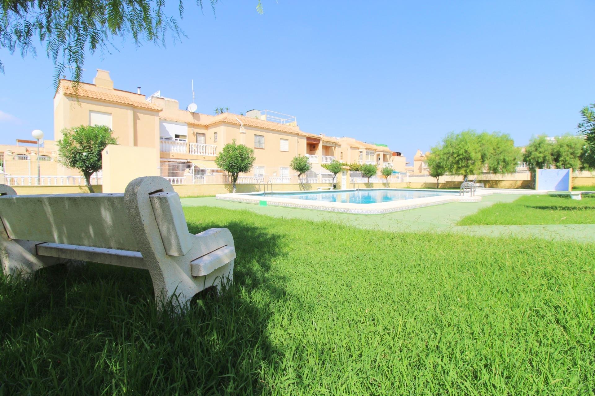 Revente - Bungalow Planta Baja - Torrevieja - Aguas Nuevas