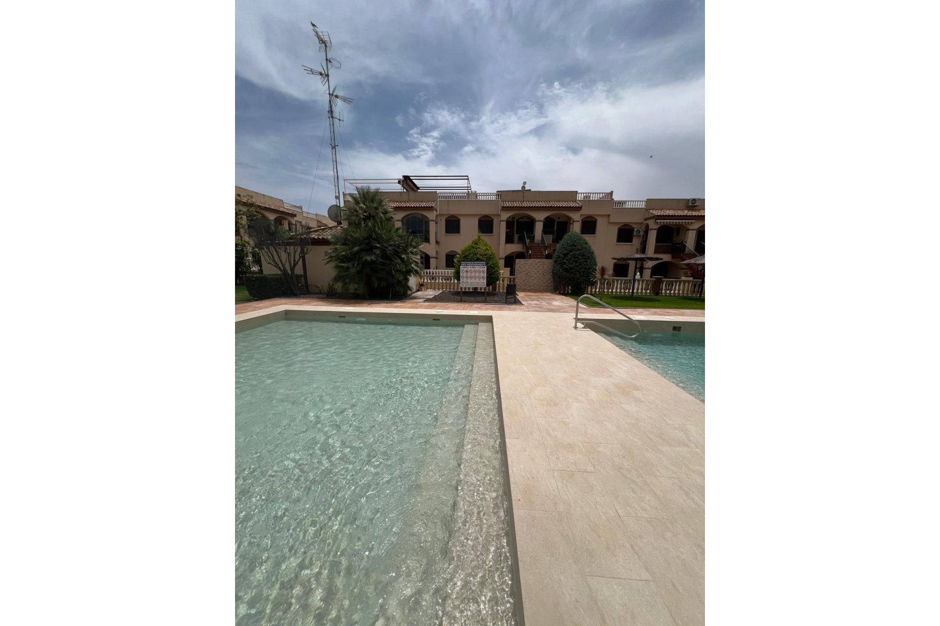 Revente - Bungalow - Torrevieja - Aguas nuevas 1