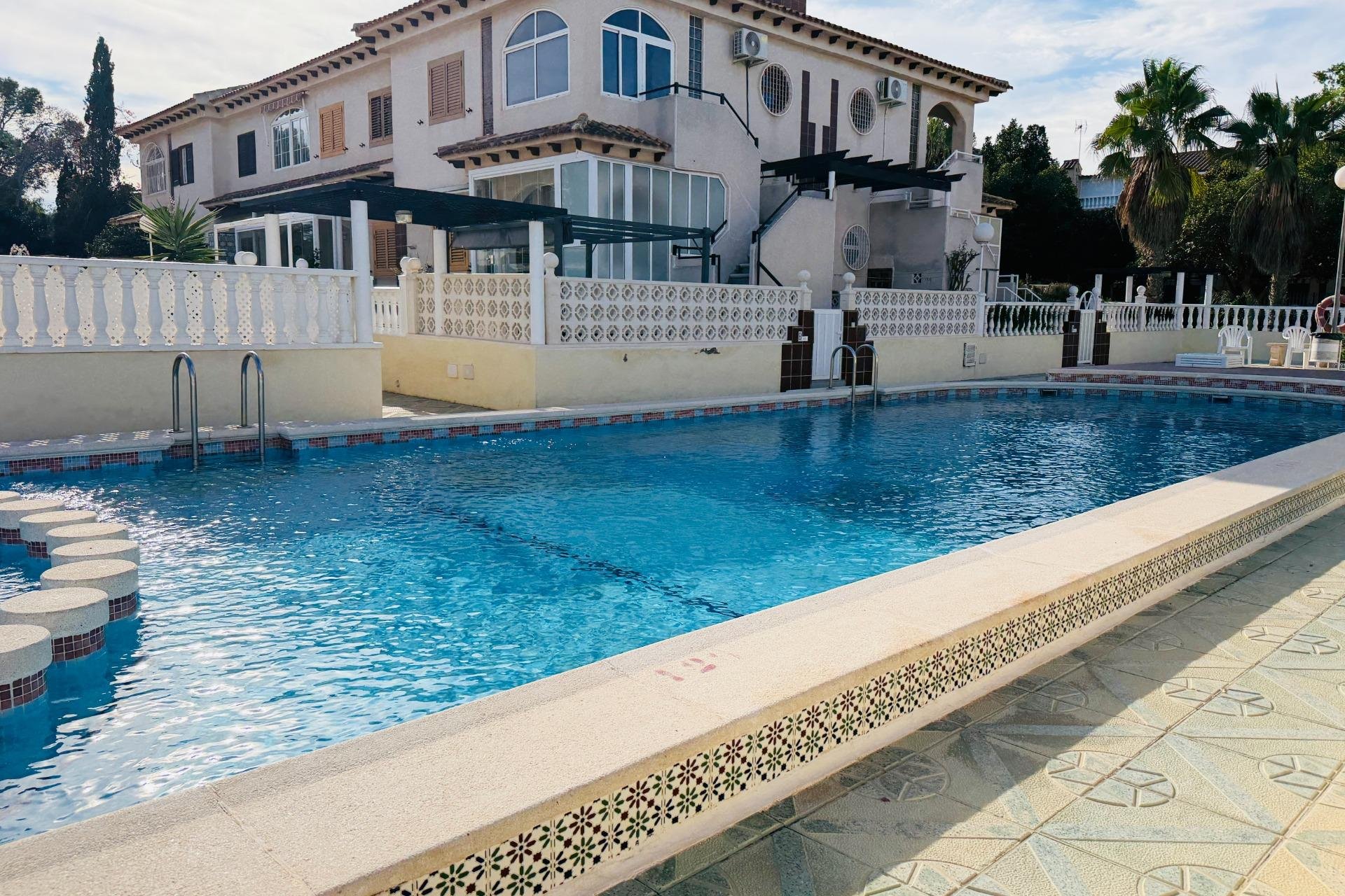 Revente - Bungalow - Torrevieja - Los Balcones - Los Altos del Edén