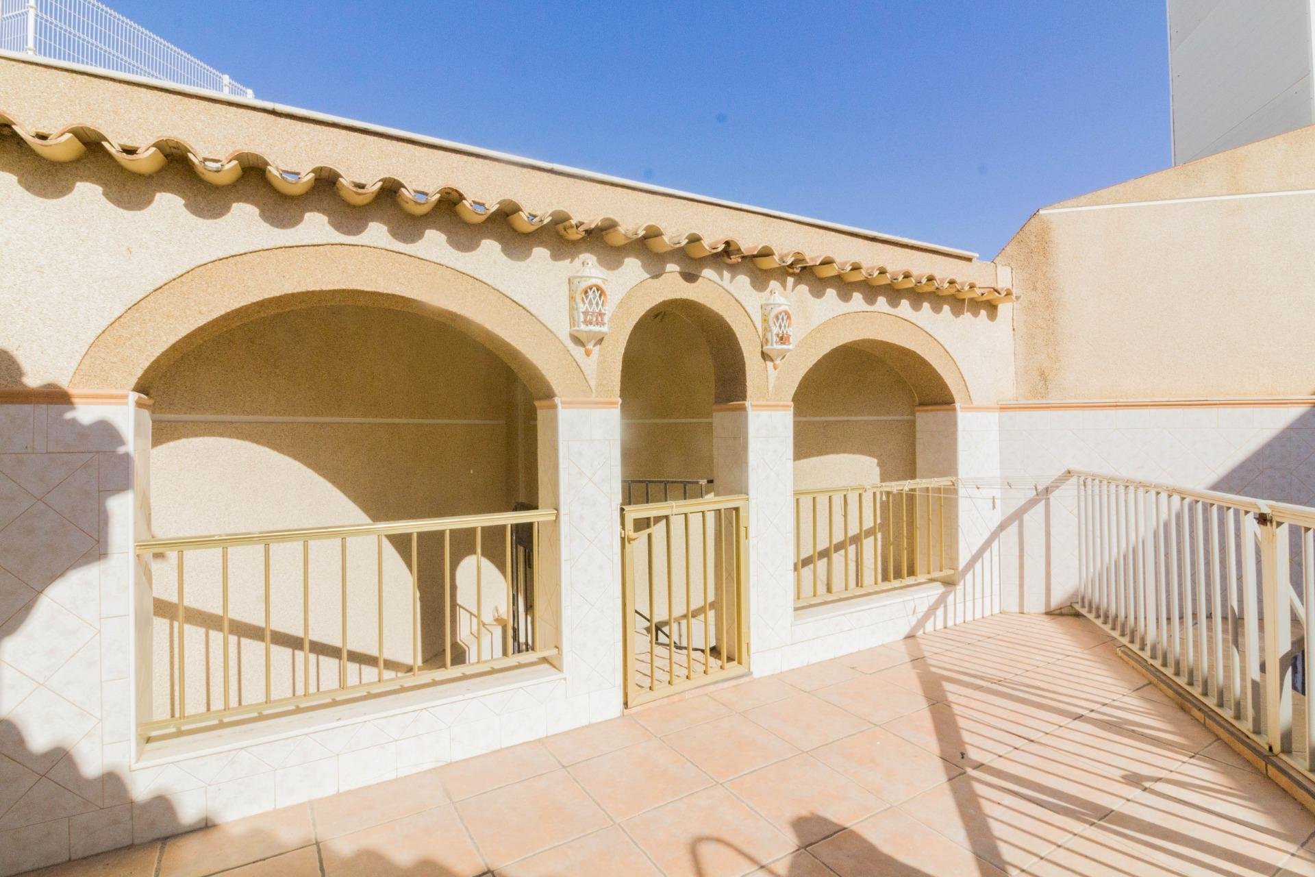 Revente - Casa - Callosa de Segura - CALLOSA