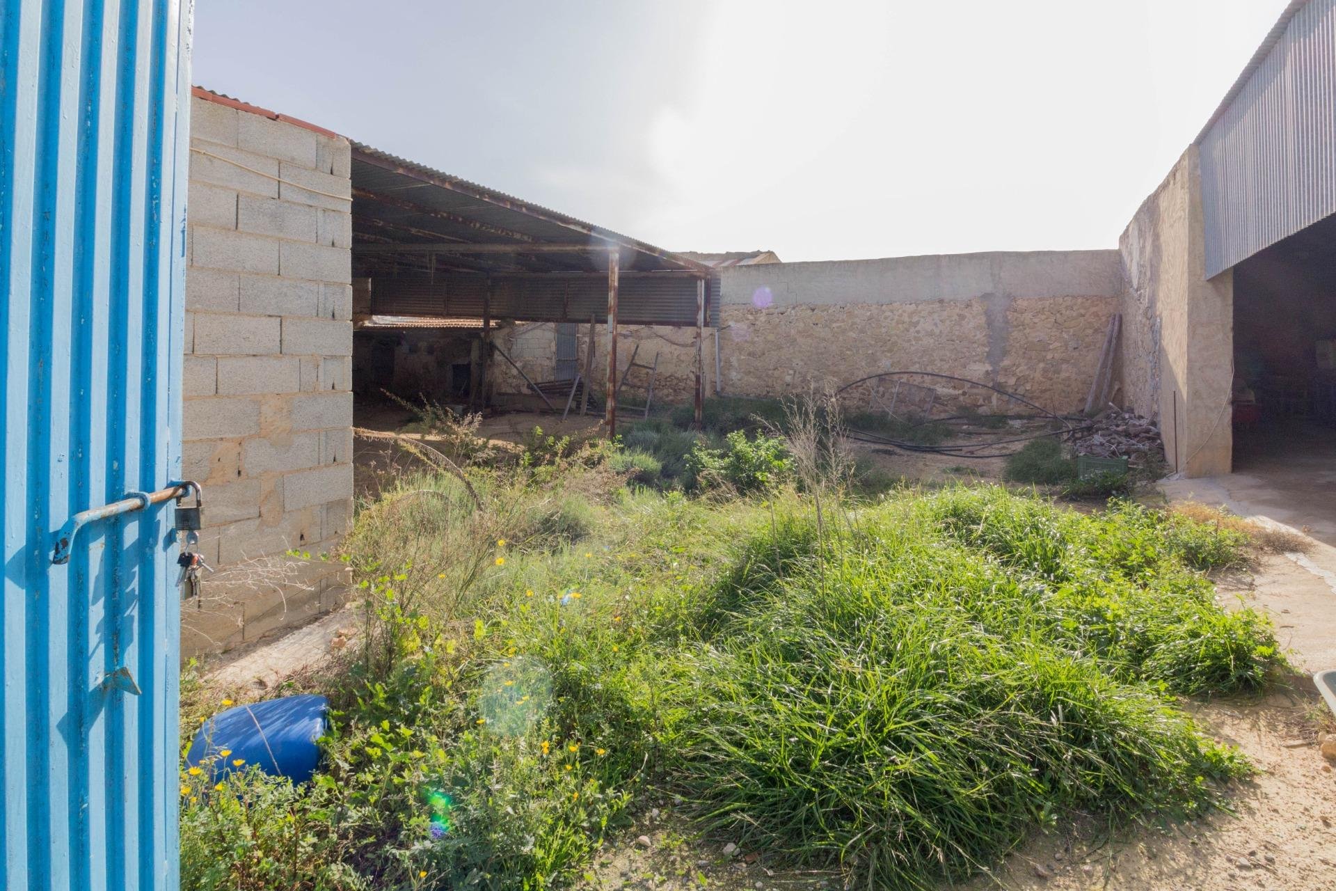 Revente - Casa con terreno - Orihuela - Desamparados-Hurchillo-Torremendo