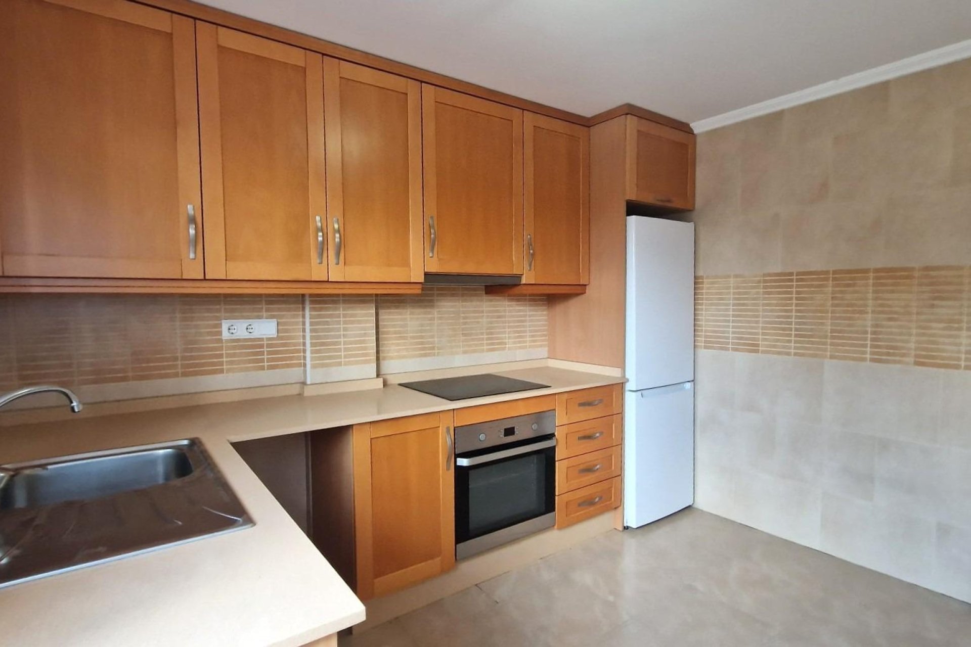 Revente - Casa Tipo Dúplex - Montesinos - La herrada