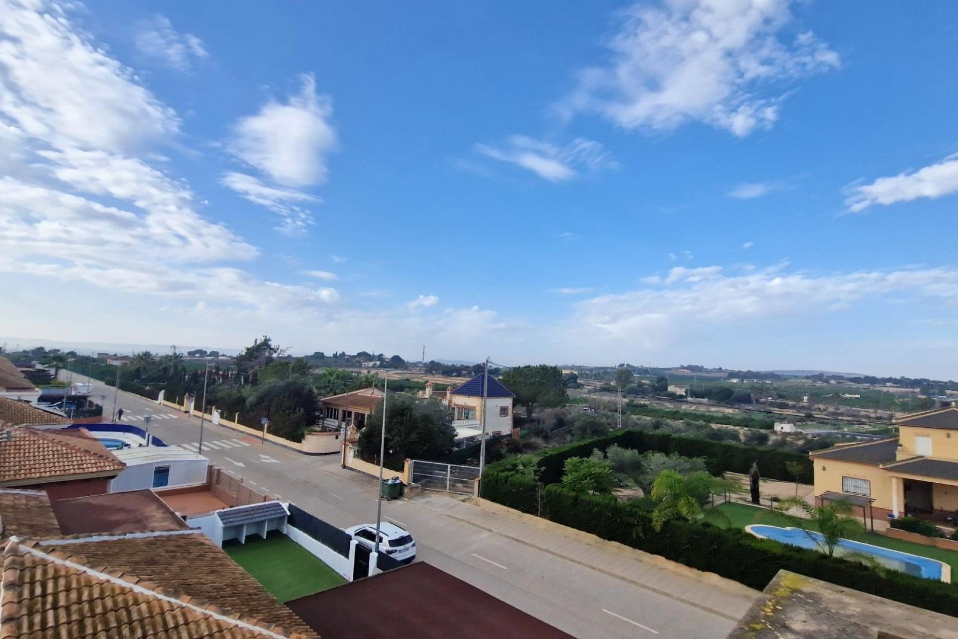 Revente - Casa Tipo Dúplex - Montesinos - La herrada