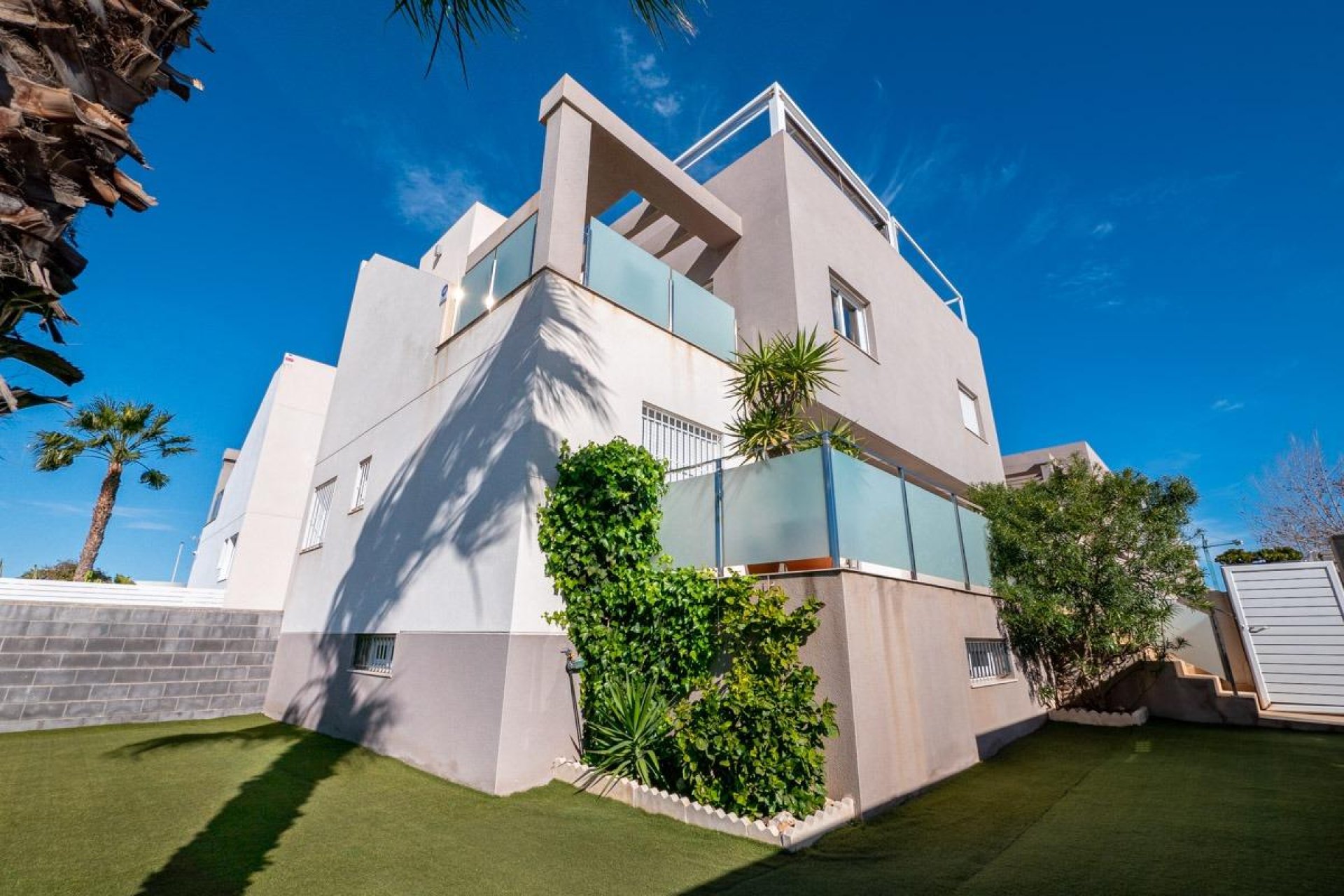 Revente - Casa Tipo Dúplex - Torrevieja - Aguas Nuevas