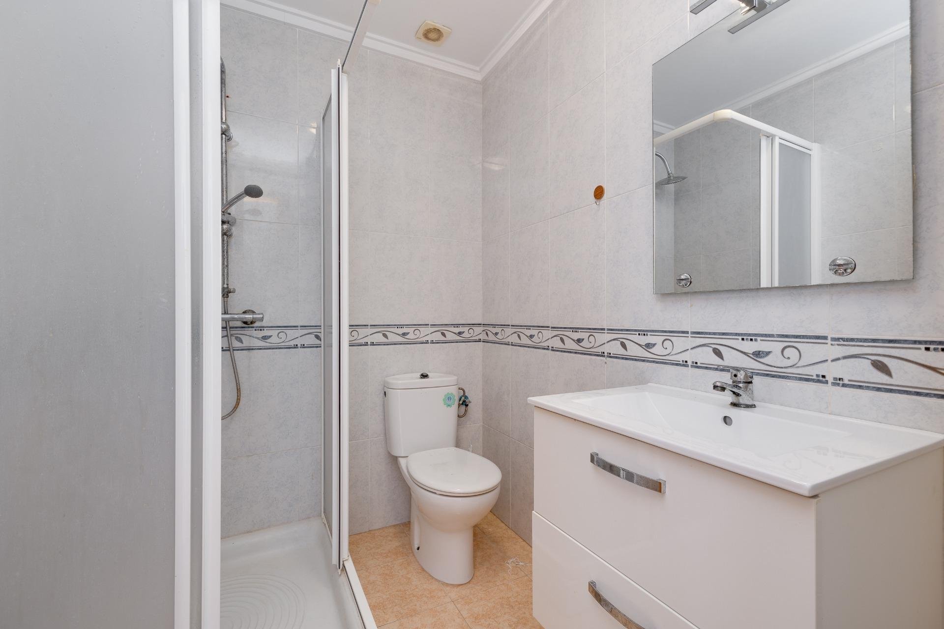 Revente - Casa Tipo Dúplex - Torrevieja - El limonar