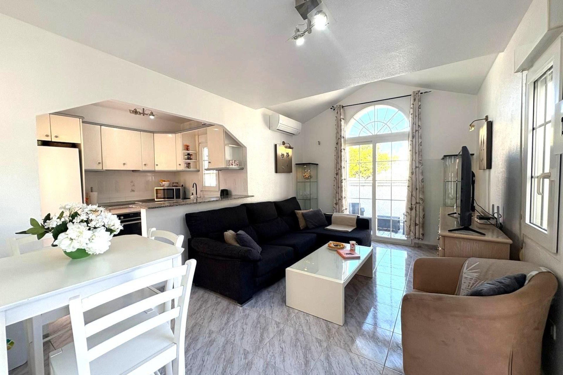 Revente - Casa - Torrevieja - Carrefour