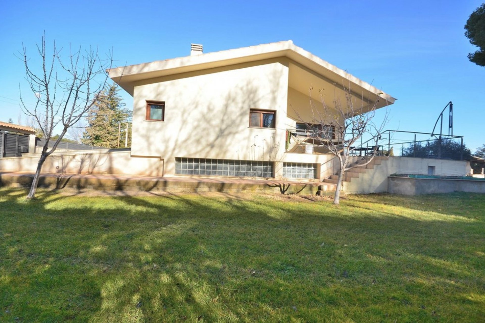 Revente - Chalet - Albacete - Agua sol