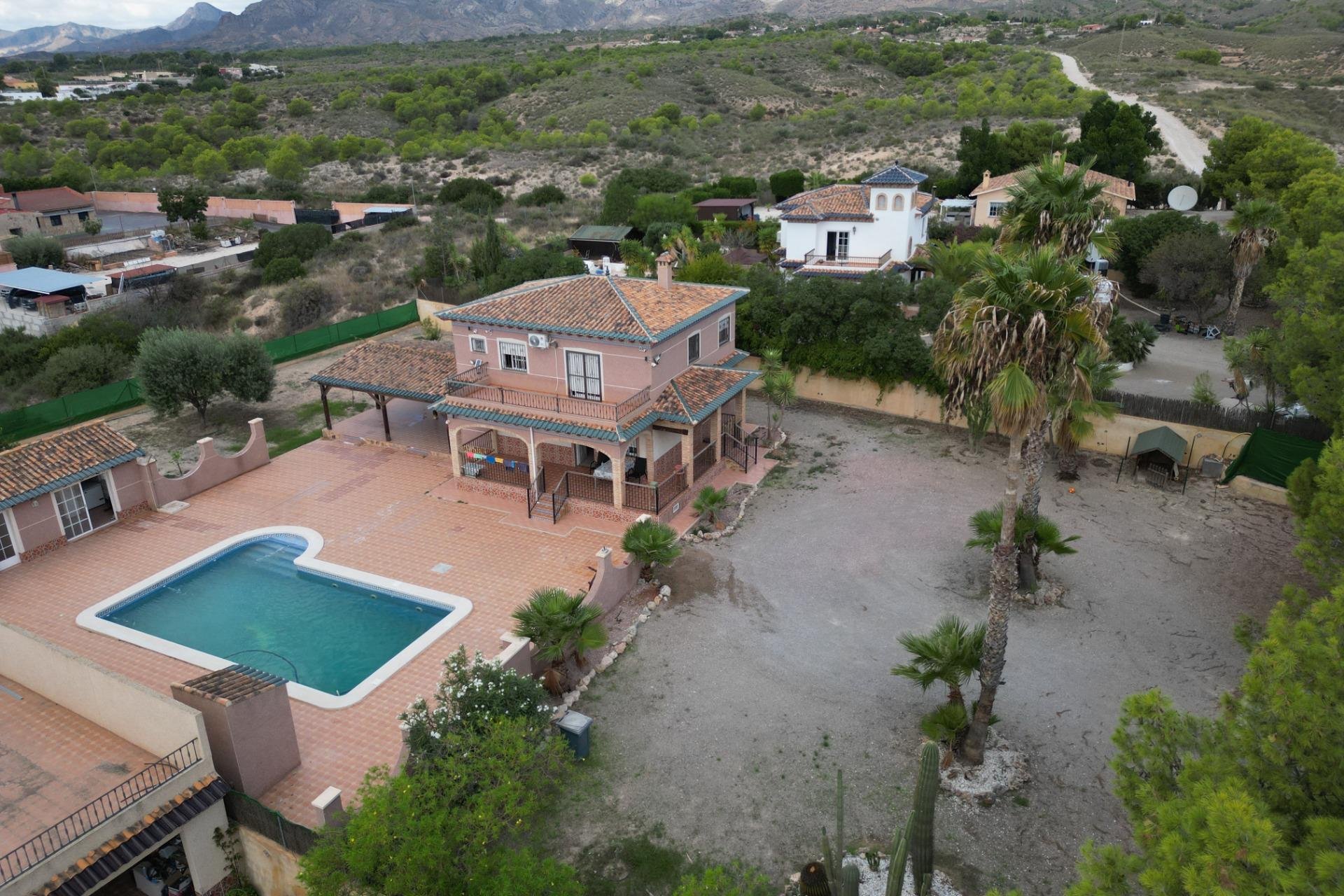 Revente - Chalet - Albatera - Partida lomas