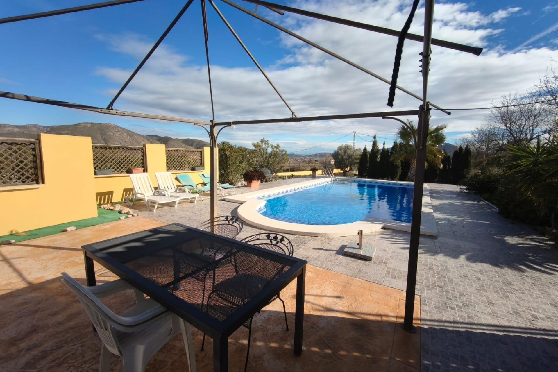 Revente - Chalet - Hondón de los Fráiles - Comunidad valenciana