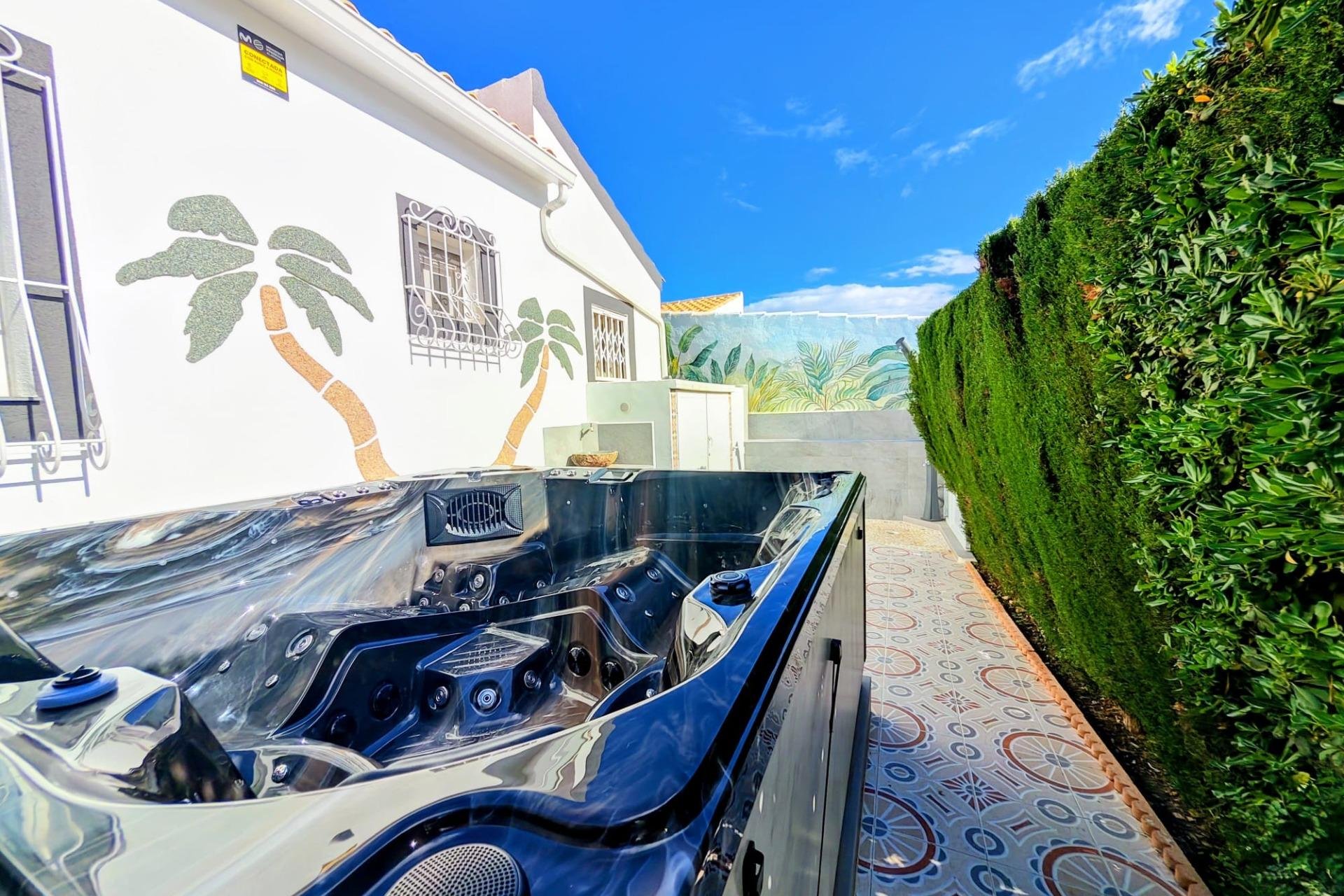 Revente - Chalet - Orihuela Costa - La Florida