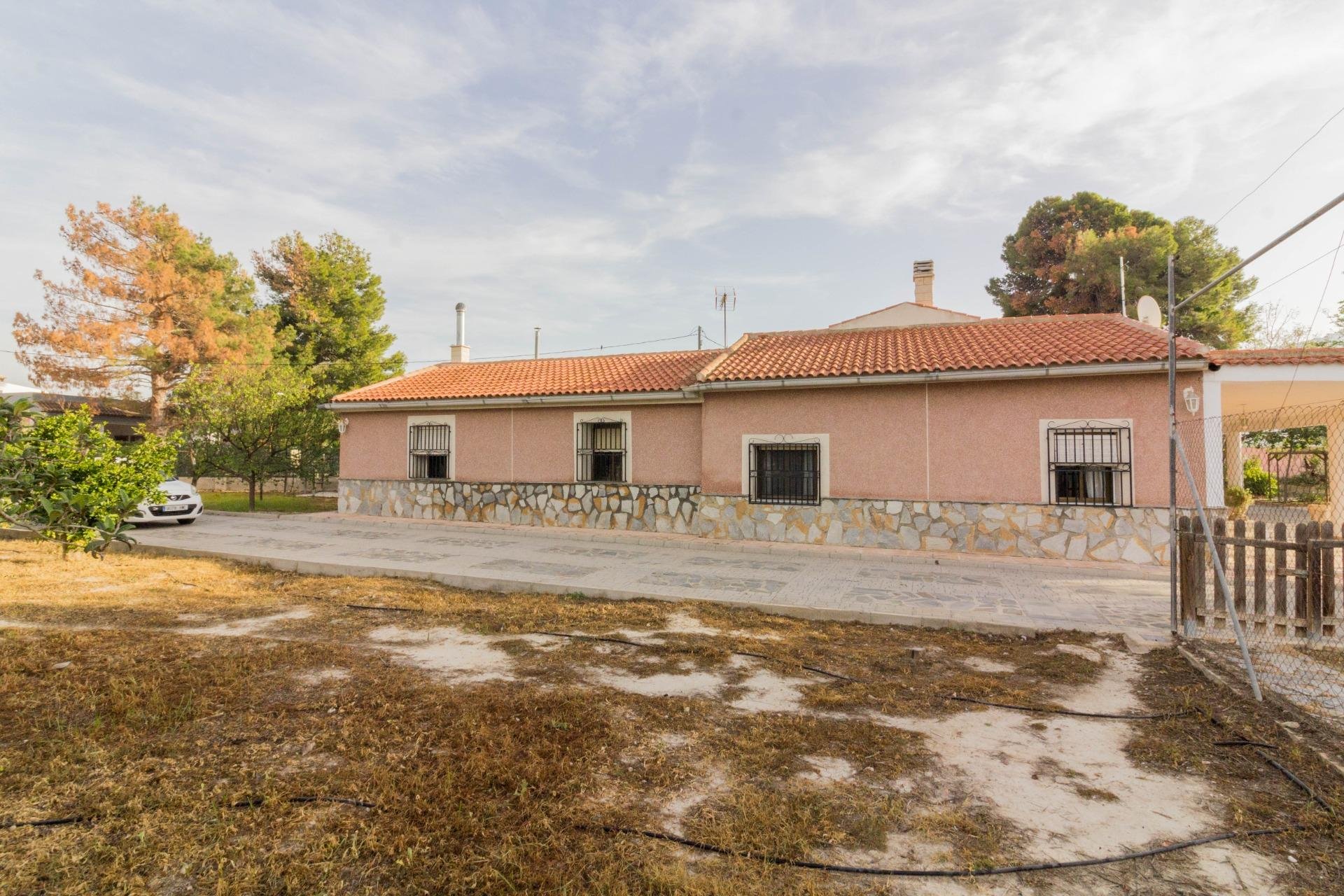 Revente - Chalet - Redován - BARRIO LOS BENITOS