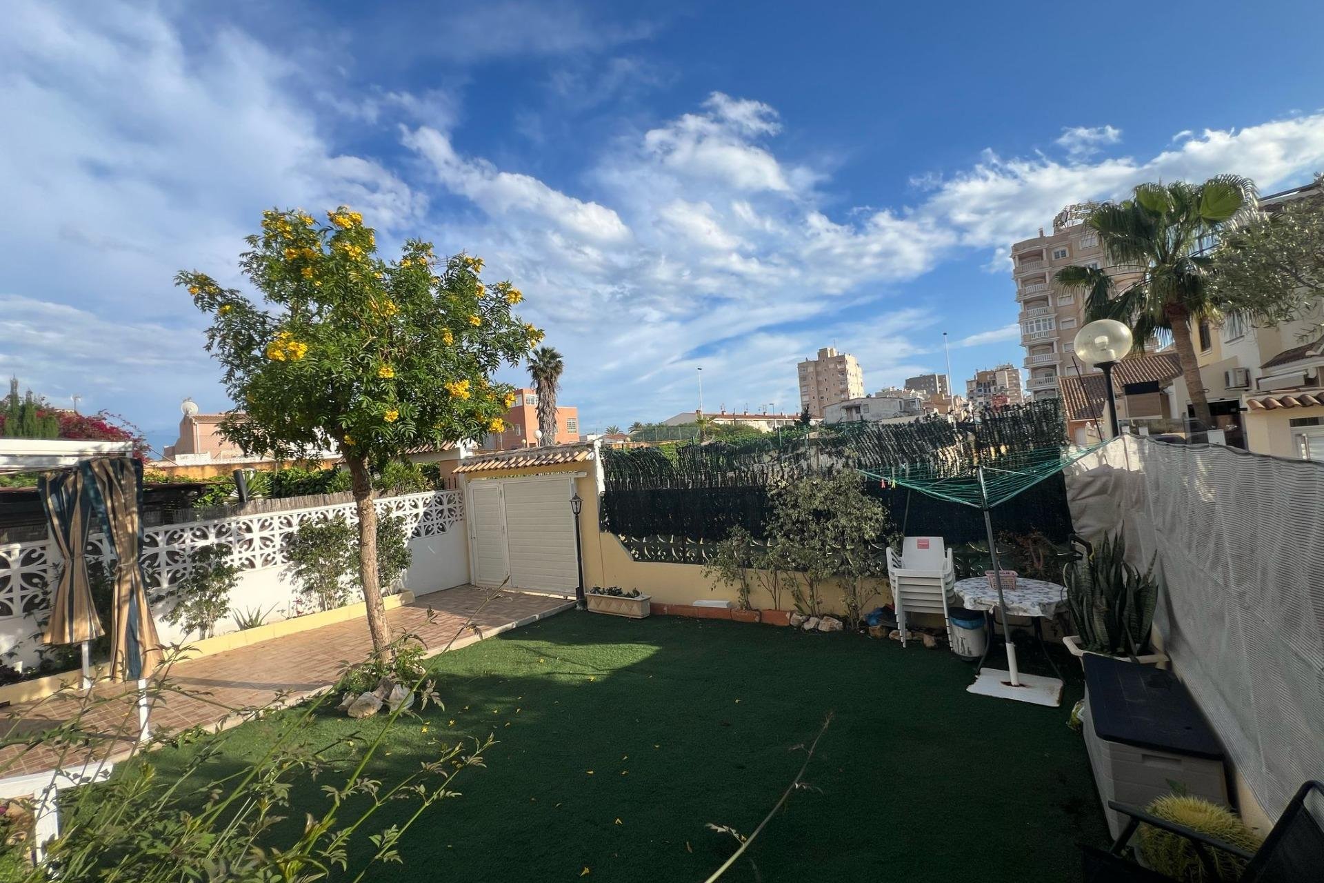 Revente - Chalet - Torrevieja - Aguas Nuevas