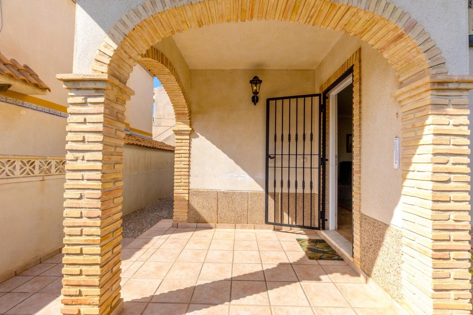 Revente - Chalet - Torrevieja - Zona los Frutales