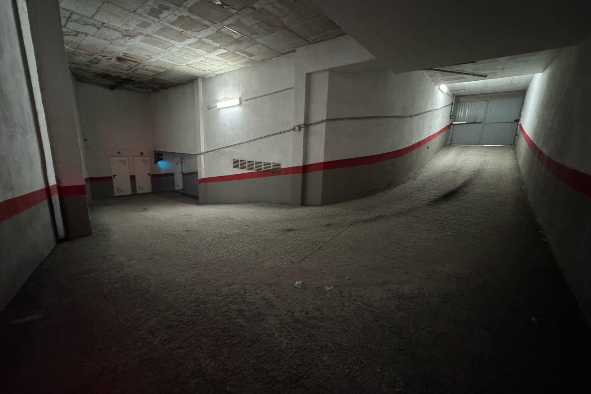 Revente - Garage - Torrevieja - Centro