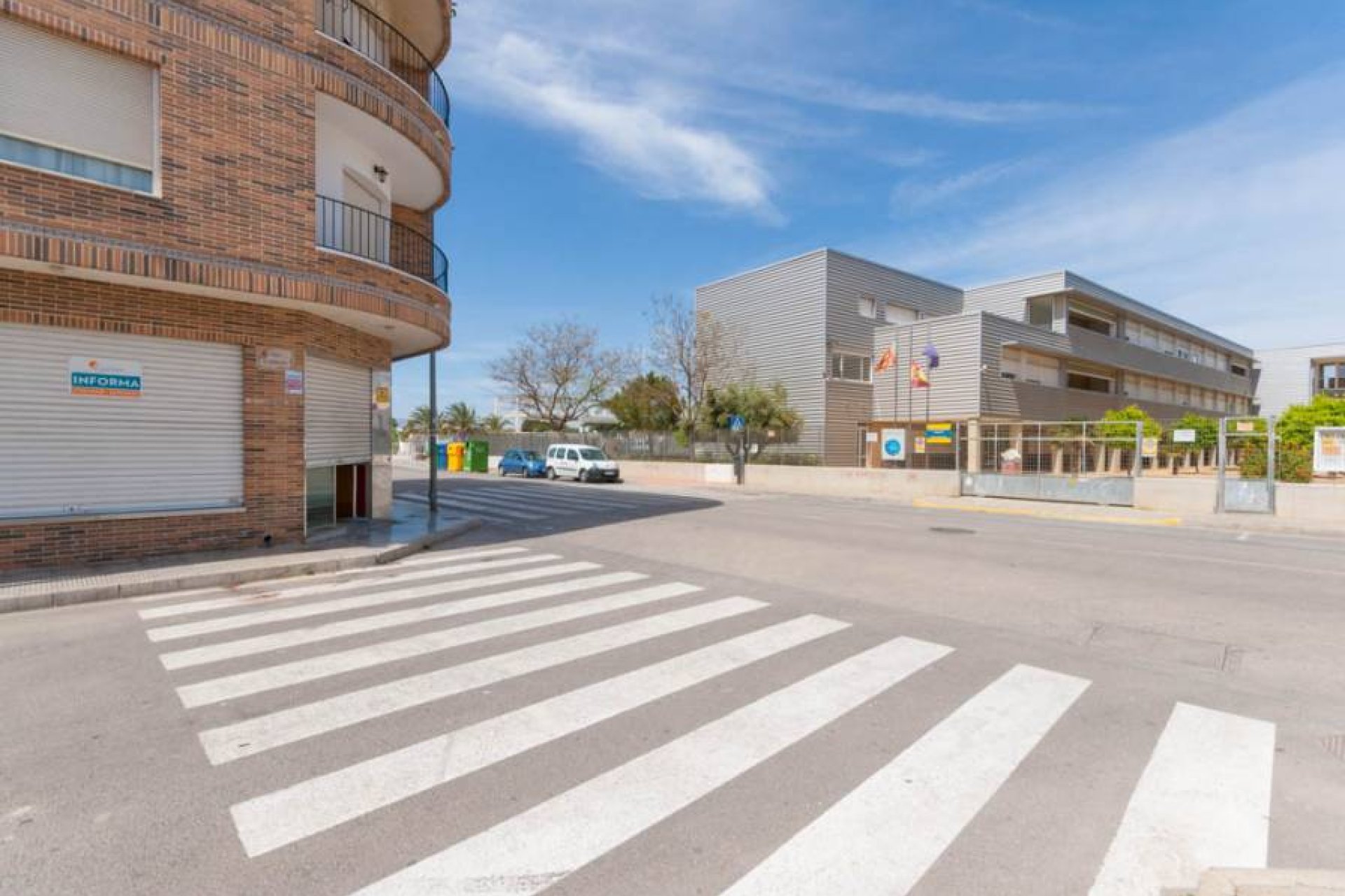 Revente - Local comercial - Almoradí - Estación bus